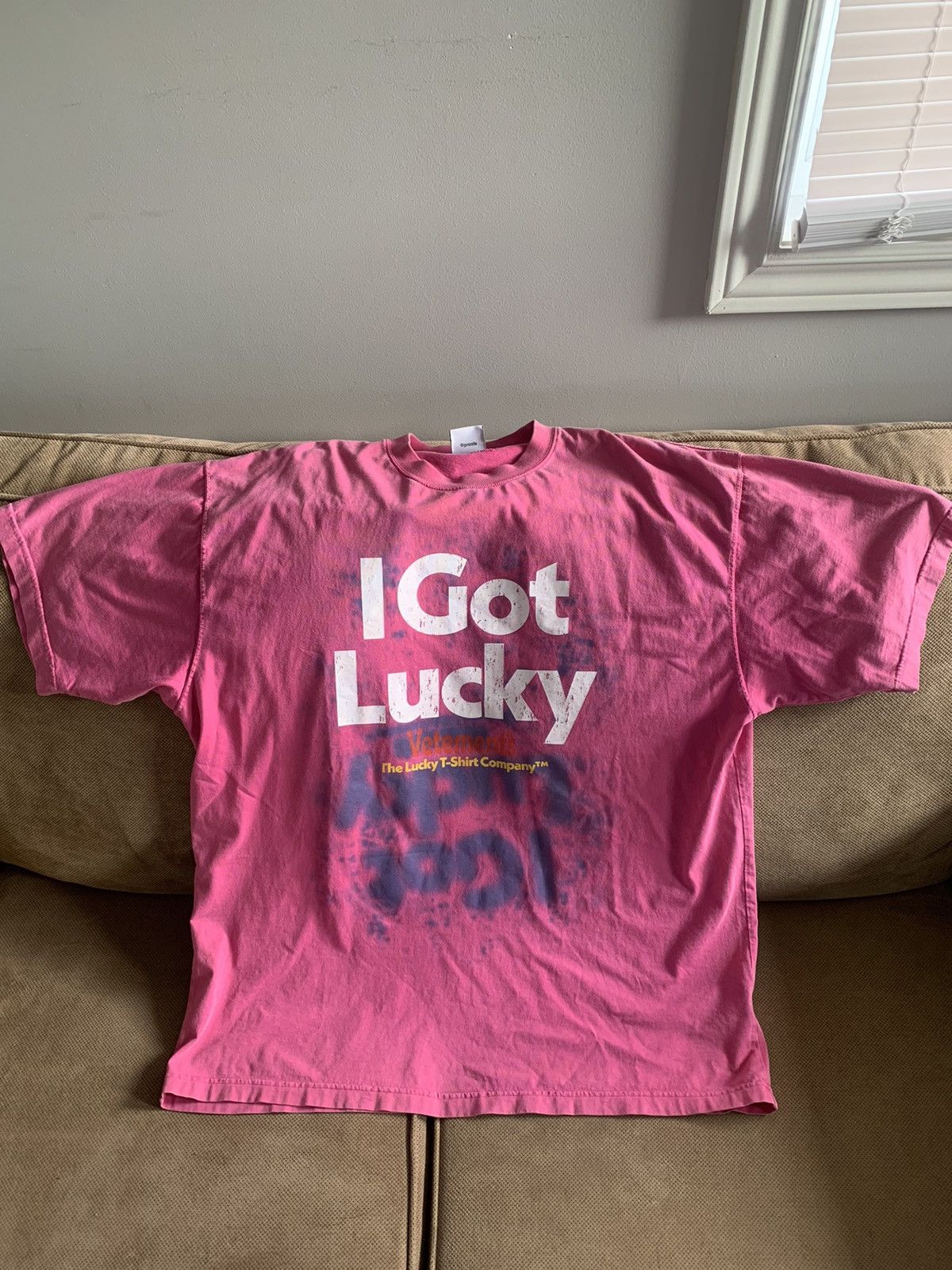 Vetements I Got Lucky T T-Shirts, Hoodie, Sweatshirt | FlexRushtees.com