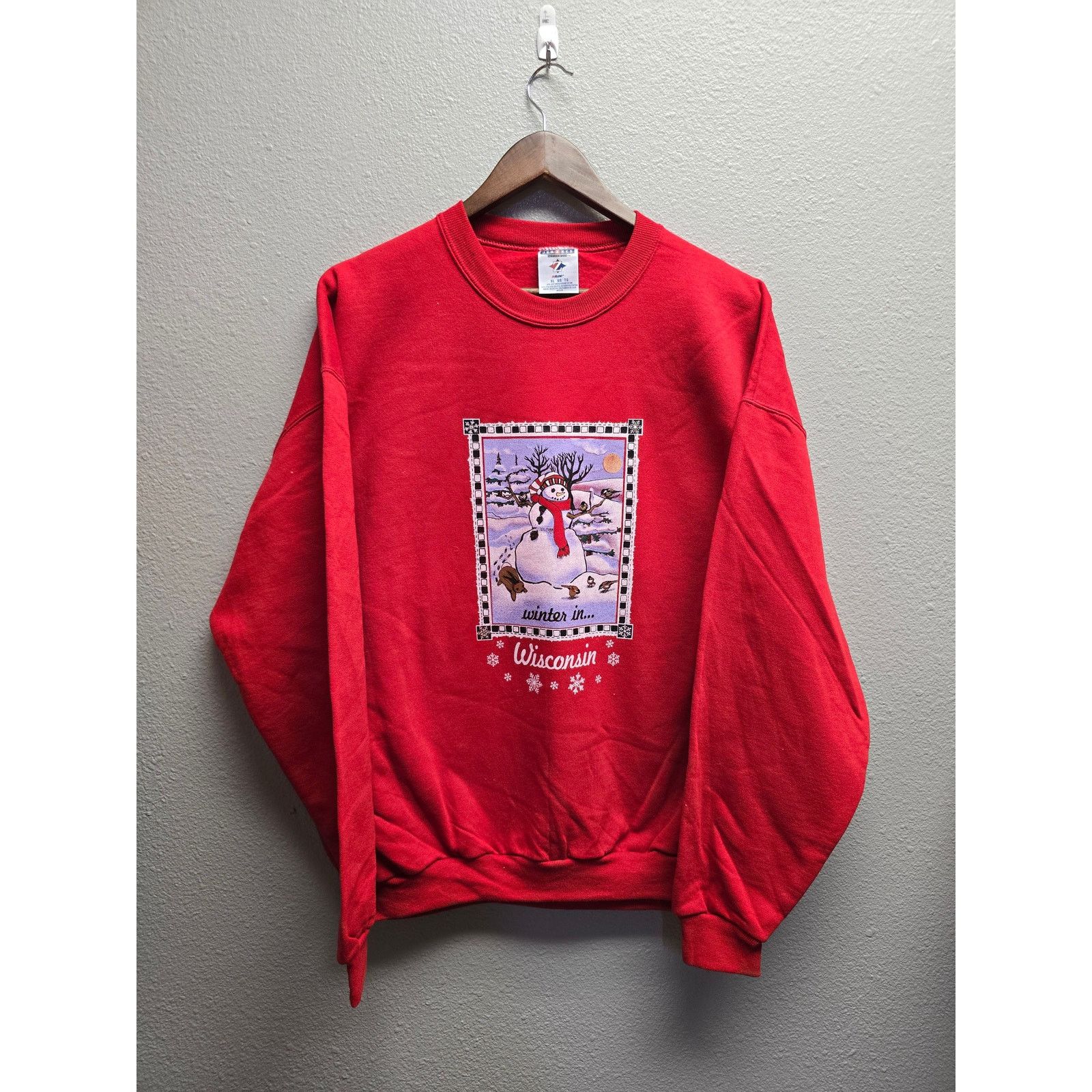 Vintage Wisconsin Sweatshirt Crewneck Winter Xl 90s Red T-Shirts, Hoodie | FlexRushtees.com