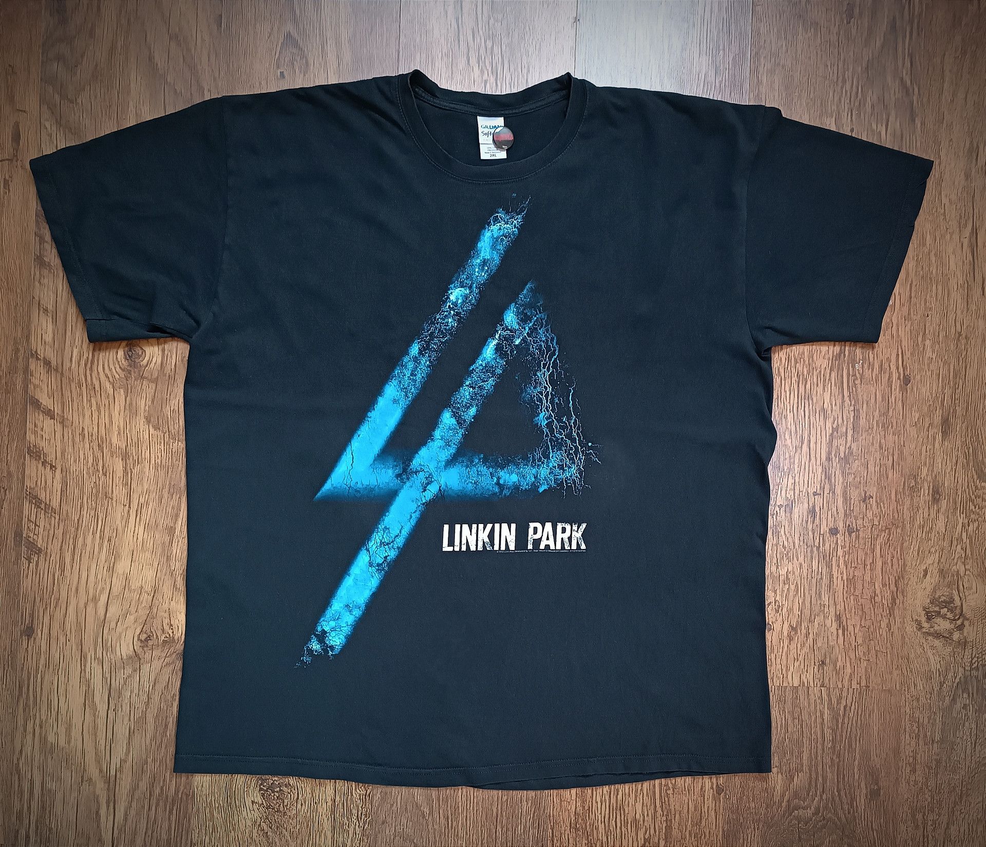 Vintage Linkin Park X T Shirt 2012 Hoodie, Sweatshirt | FlexRushtees.com