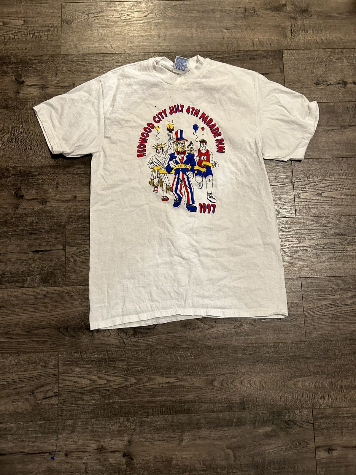 Vintage 1997 Hanes Beefy 4th Of July Tee