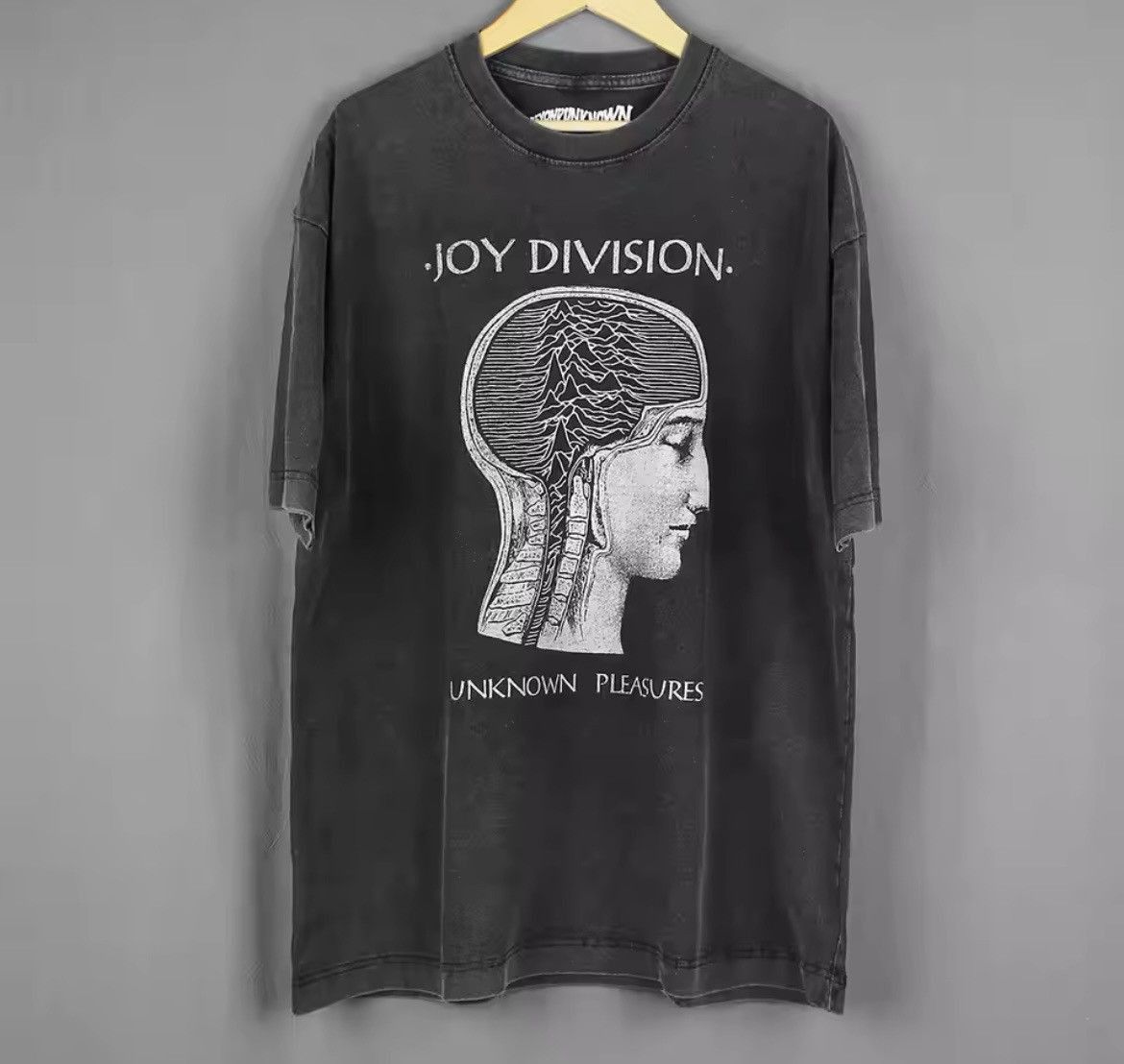 Vintage Joy Division Unknown Pleasures Graphic Printed Cott Tshirt Hoodie, Sweatshirt | FlexRushtees.com