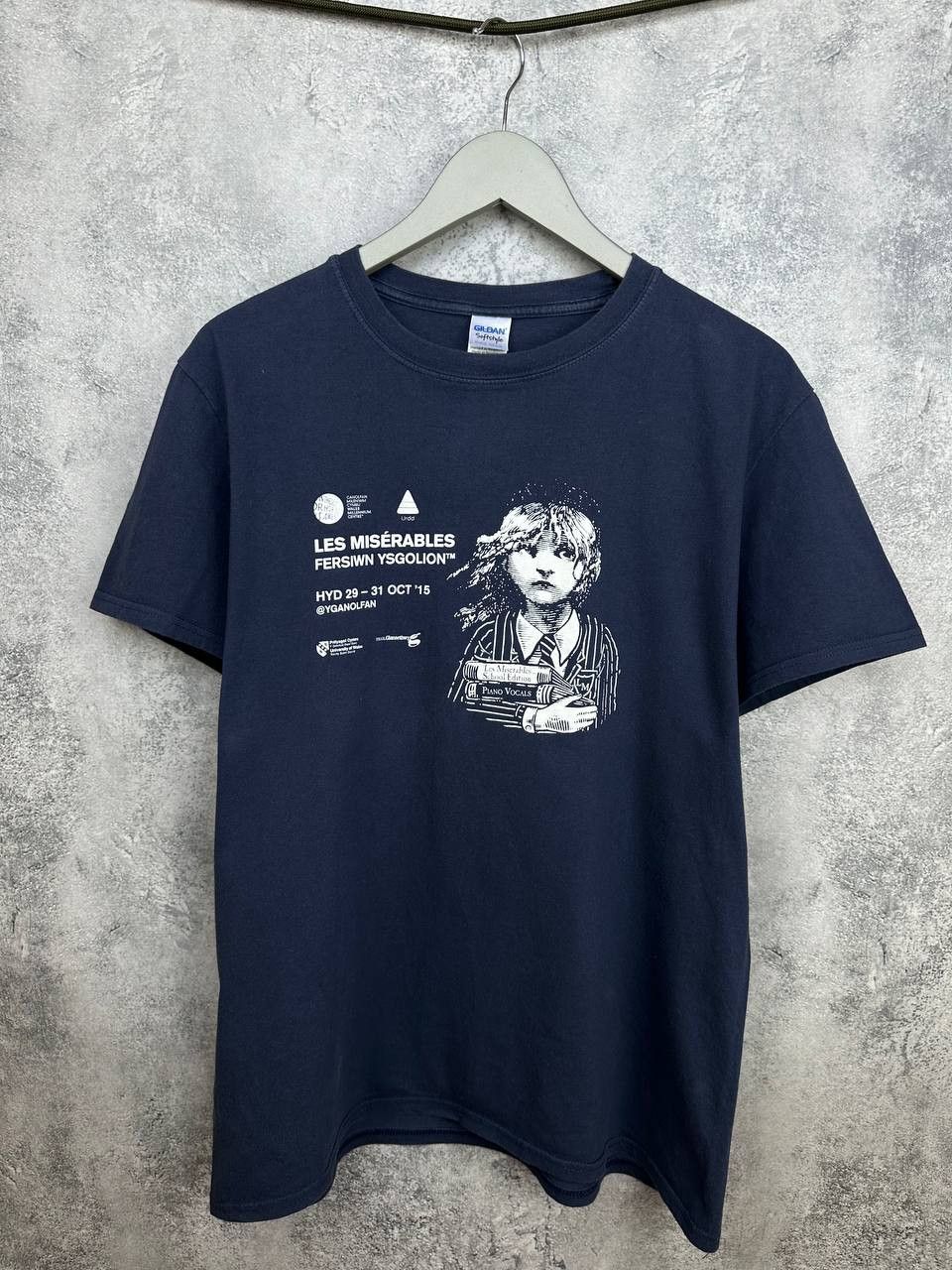 Vintage Les Miserables Fersiwn Ysgolion School Edition T Shirt Hoodie, Sweatshirt | FlexRushtees.com