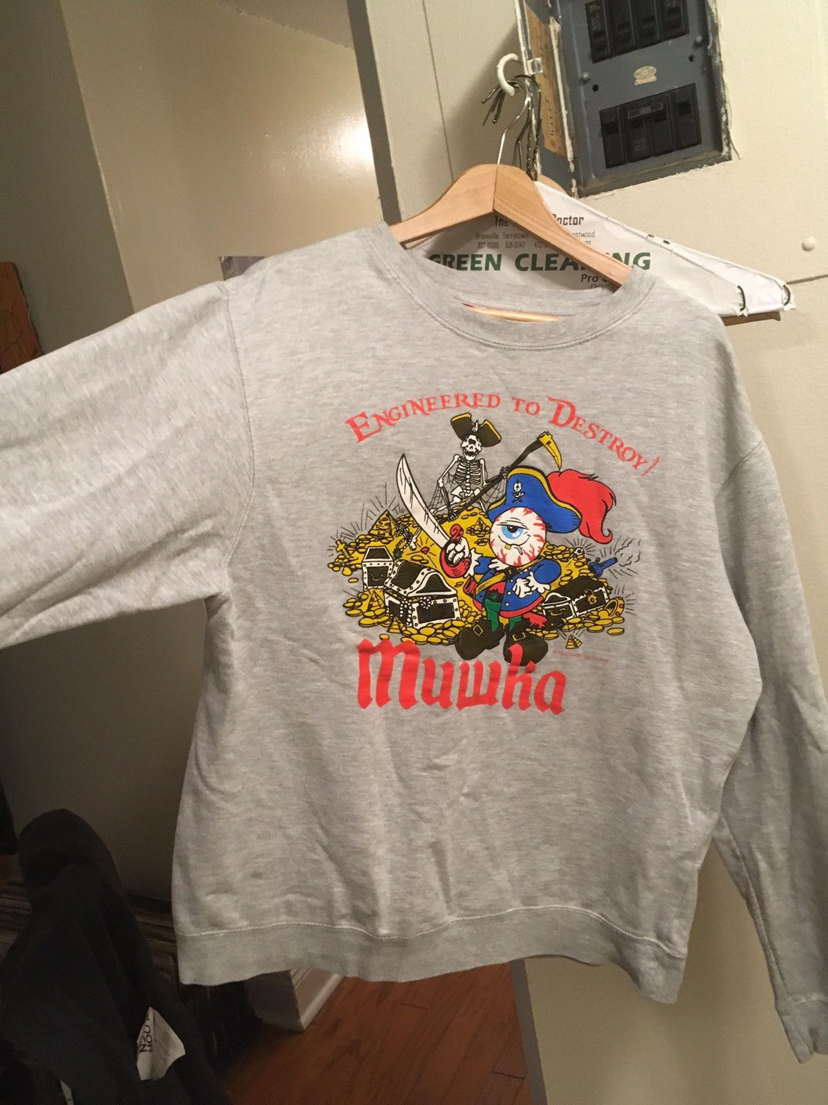 Vintage Graphic Crewneck Sweatershirt European 90s T-Shirts, Hoodie, Sweatshirt | FlexRushtees.com