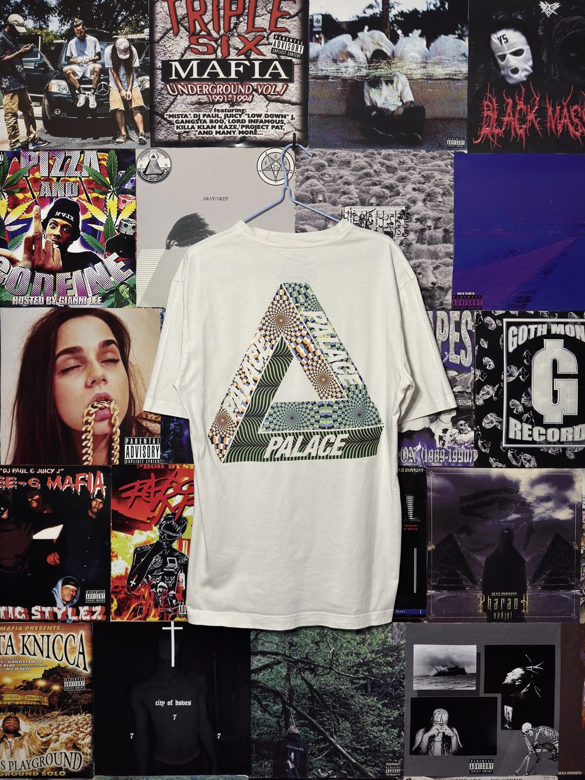 Palace Tri Eye Tee T Shirt Hoodie, Sweatshirt | FlexRushtees.com