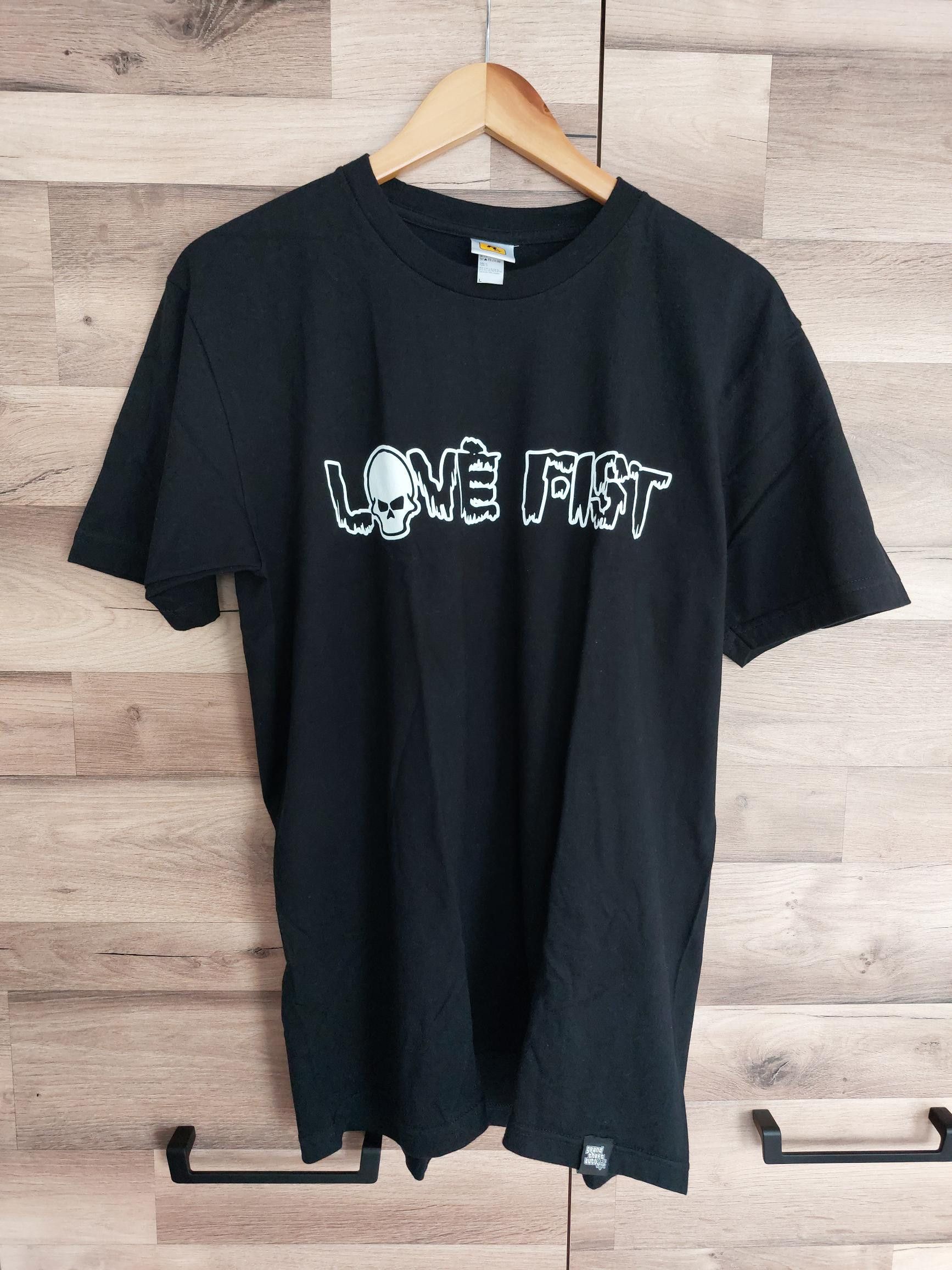 Rockstar Games Grand Theft Auto V Love Fist Rockstar Games T Shirt Size L