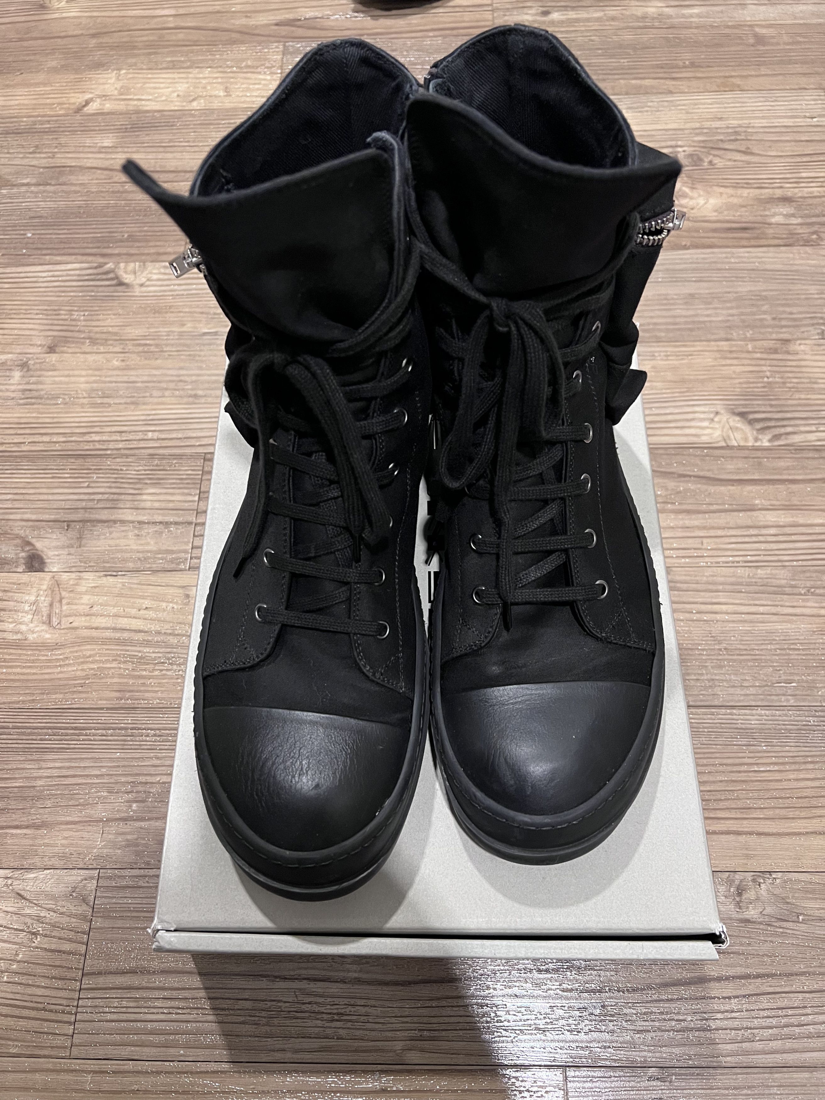 Owens Drkshdw Rick Owens Cargo Ramones Black T-Shirts, Hoodie, Sweatshirt | AU16VibeMintTees.com