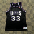 Vintage Champion Sacramento Kings Brian Grant 33 Jersey T-Shirts, Hoodie, Sweatshirt | FlexRushtees.com