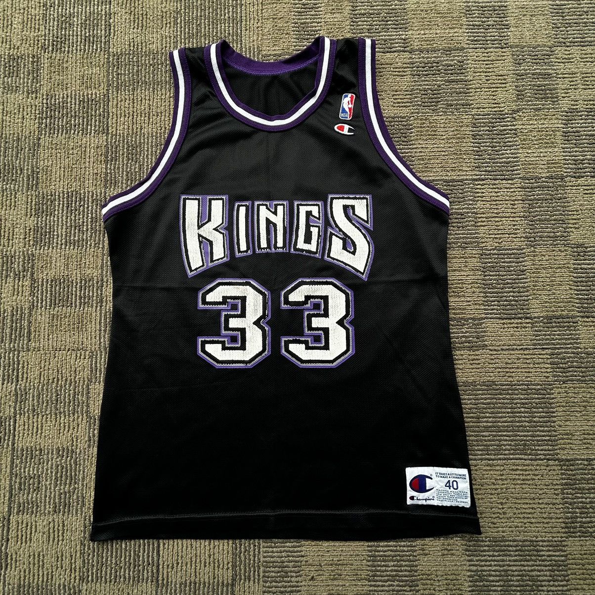 Vintage Champion Sacramento Kings Brian Grant 33 Jersey T-Shirts, Hoodie, Sweatshirt | FlexRushtees.com