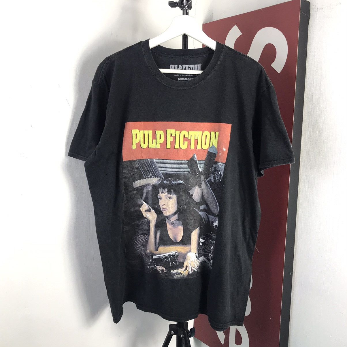 Vintage Pulp Fiction Movie Shirt Large