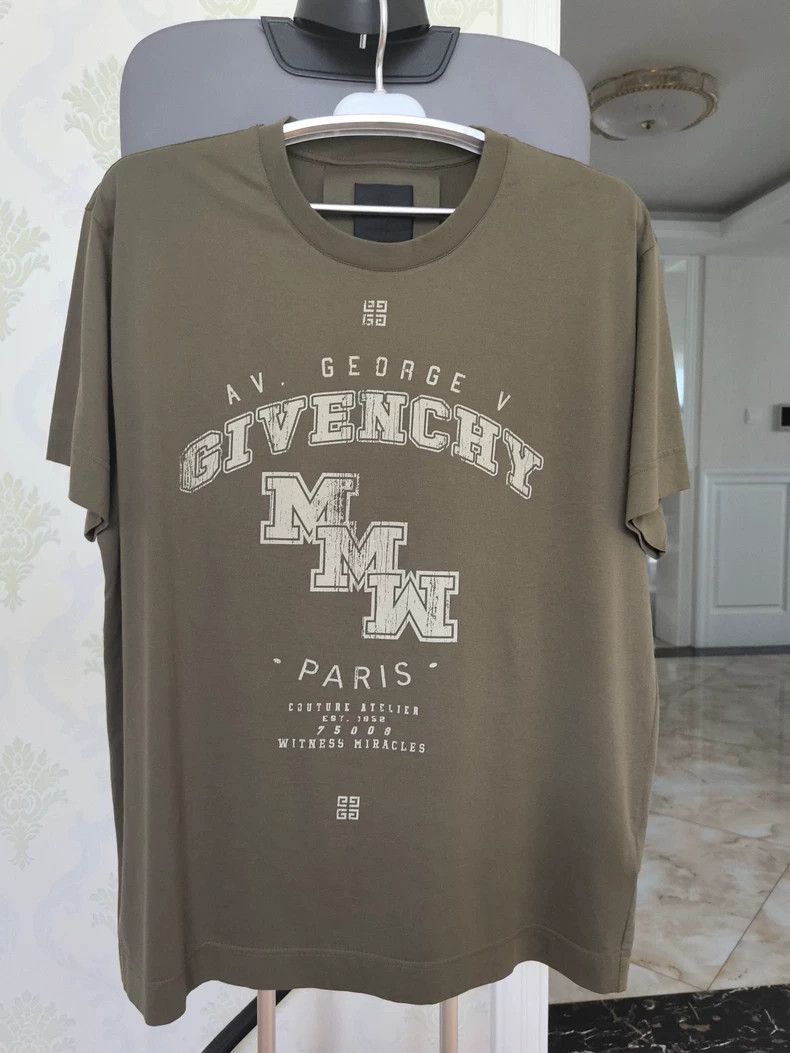 Givenchy Cotton T Shirt Size L Chest Size 120cm Hoodie, Sweatshirt | FlexRushtees.com