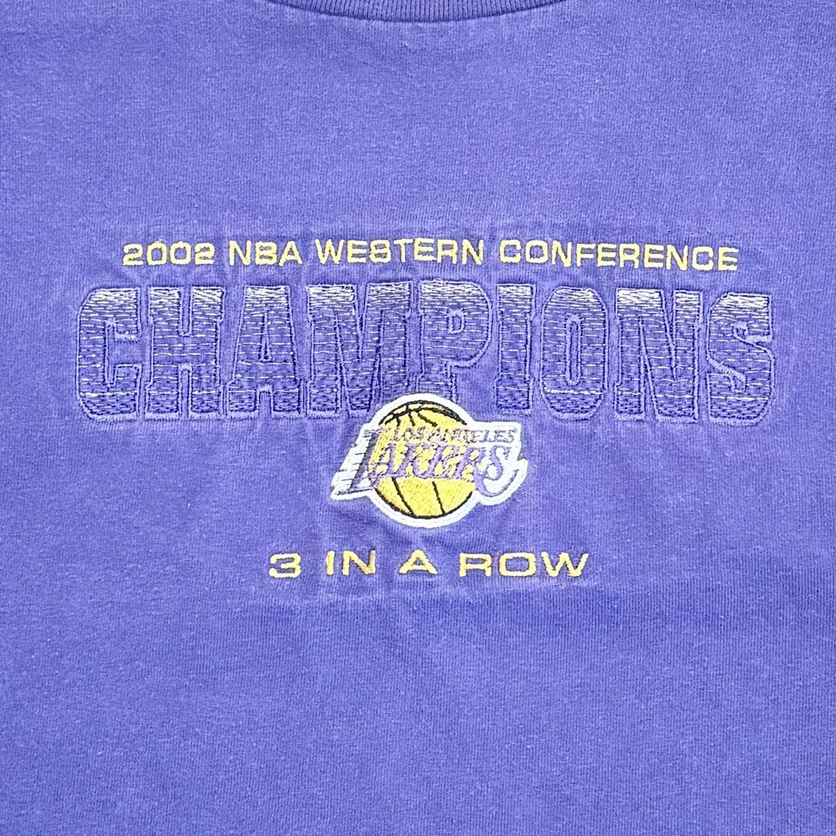 Nba X Vintage Vintage 2002 Los Angeles Lakers Playoffs Tee Hoodie, Sweatshirt | FlexRushtees.com