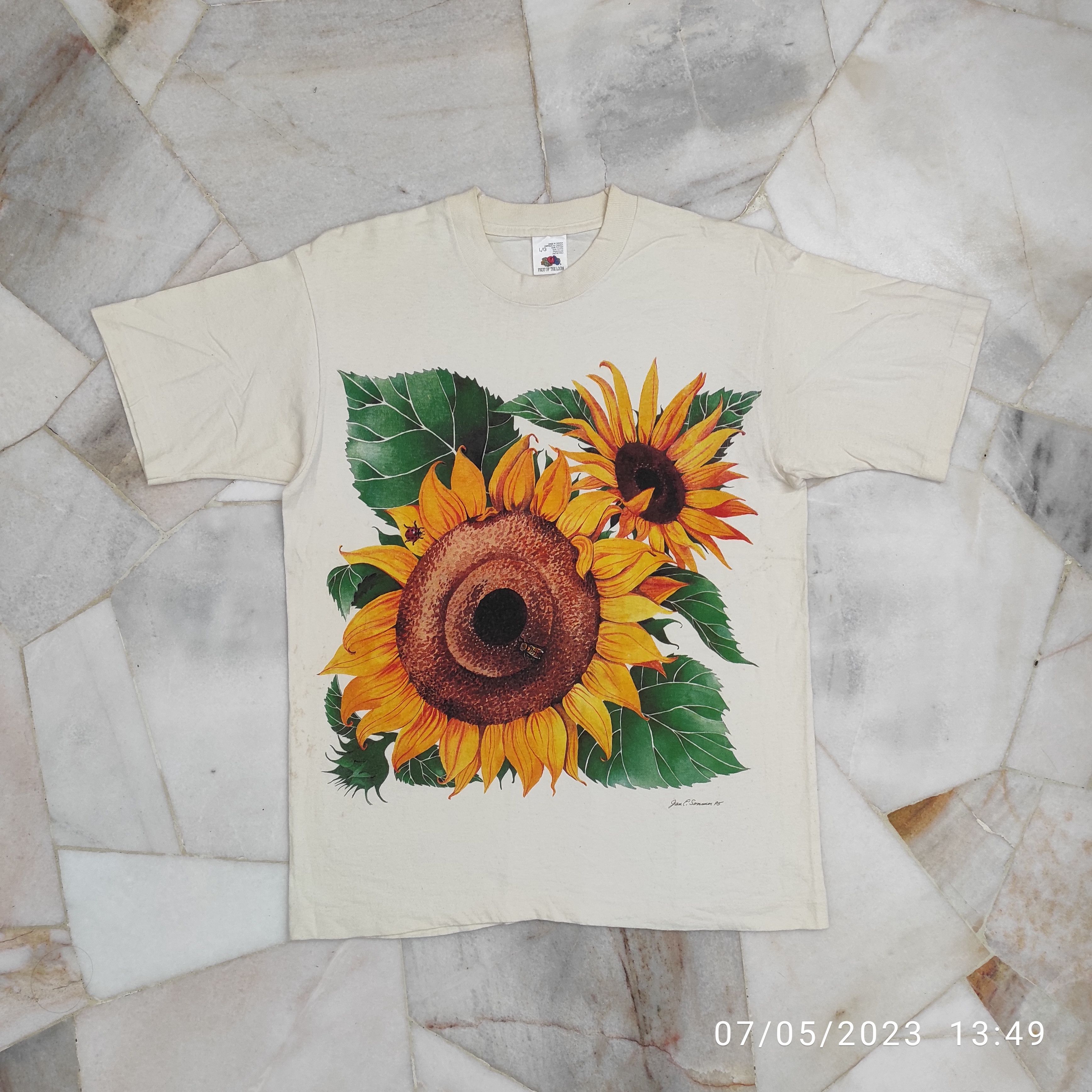 Other Vintage 90 S Sunflower Bees And Ladybugs Artist Tee Hoodie, Sweatshirt | FlexRushtees.com