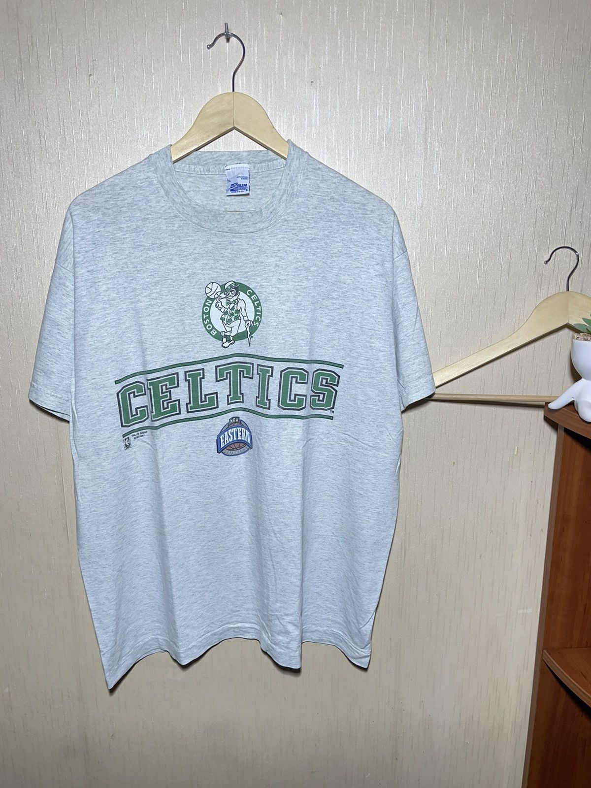Boston Celtics Nba Vintage Rare T Shirt 90s Hoodie, Sweatshirt | FlexRushtees.com