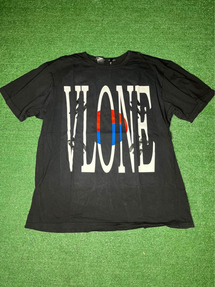 Vlone Staple Korea T Shirt Size Xl Hoodie, Sweatshirt | FlexRushtees.com
