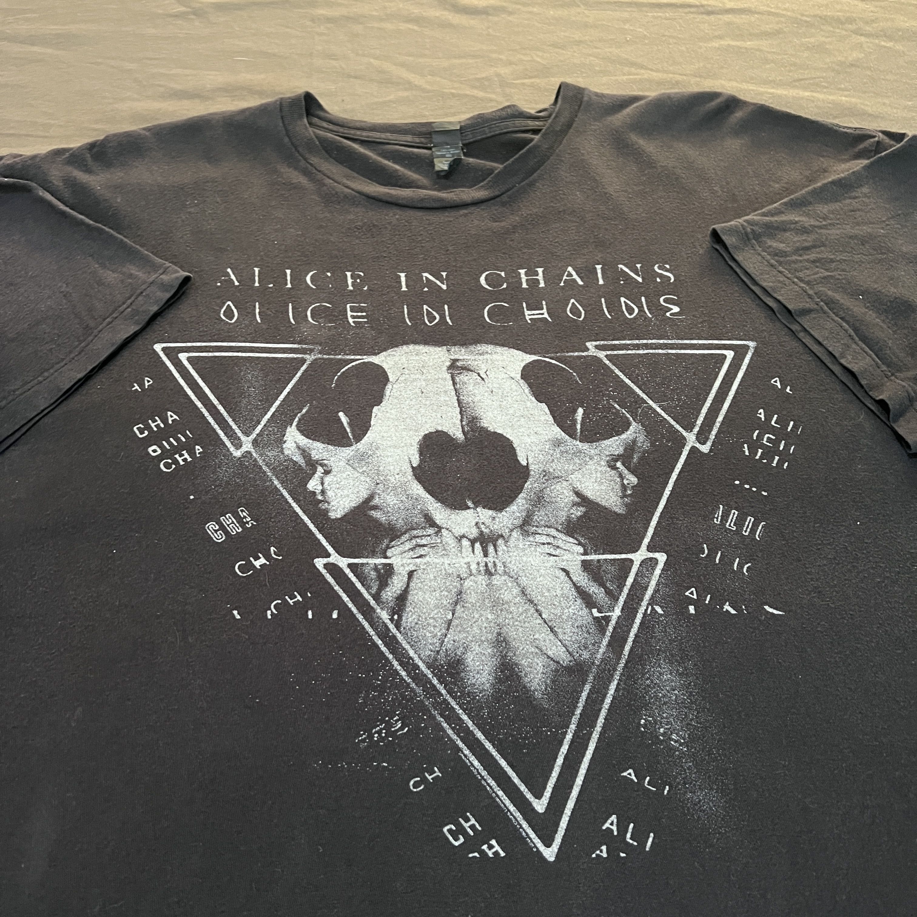 Tultex Y2k Alice In Chains Promo Tee Faded Grunge Hoodie, Sweatshirt | FlexRushtees.com