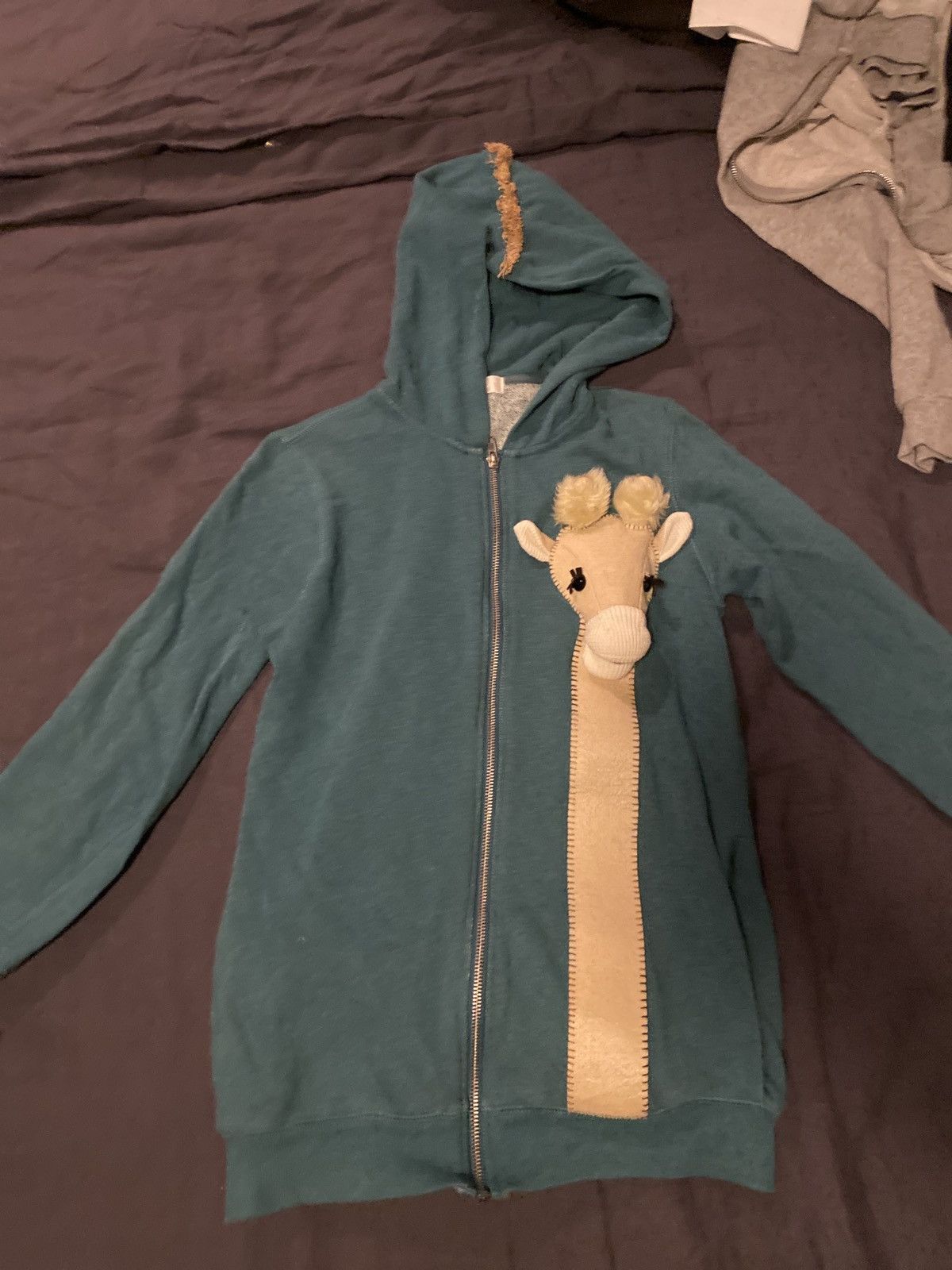 Net Green Ne Net Giraffe Hoodie T-Shirts, Sweatshirt | FlexRushtees.com