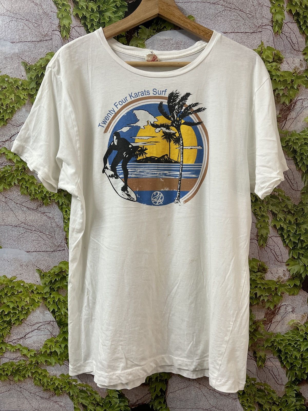 Vintage 24 Karats Surf Tee Very Rare Hoodie, Sweatshirt | FlexRushtees.com