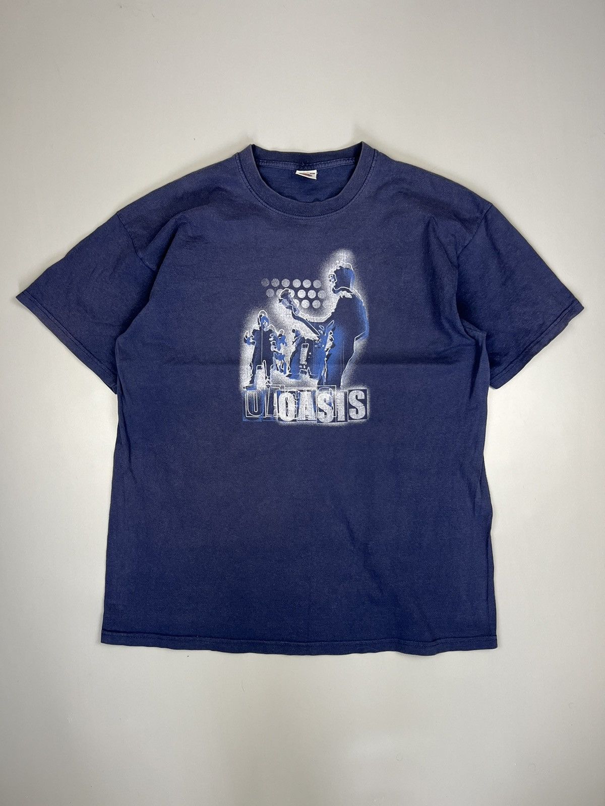 Vintage Y2k Oasis Rock Tshirt Big Print Hoodie, Sweatshirt | FlexRushtees.com