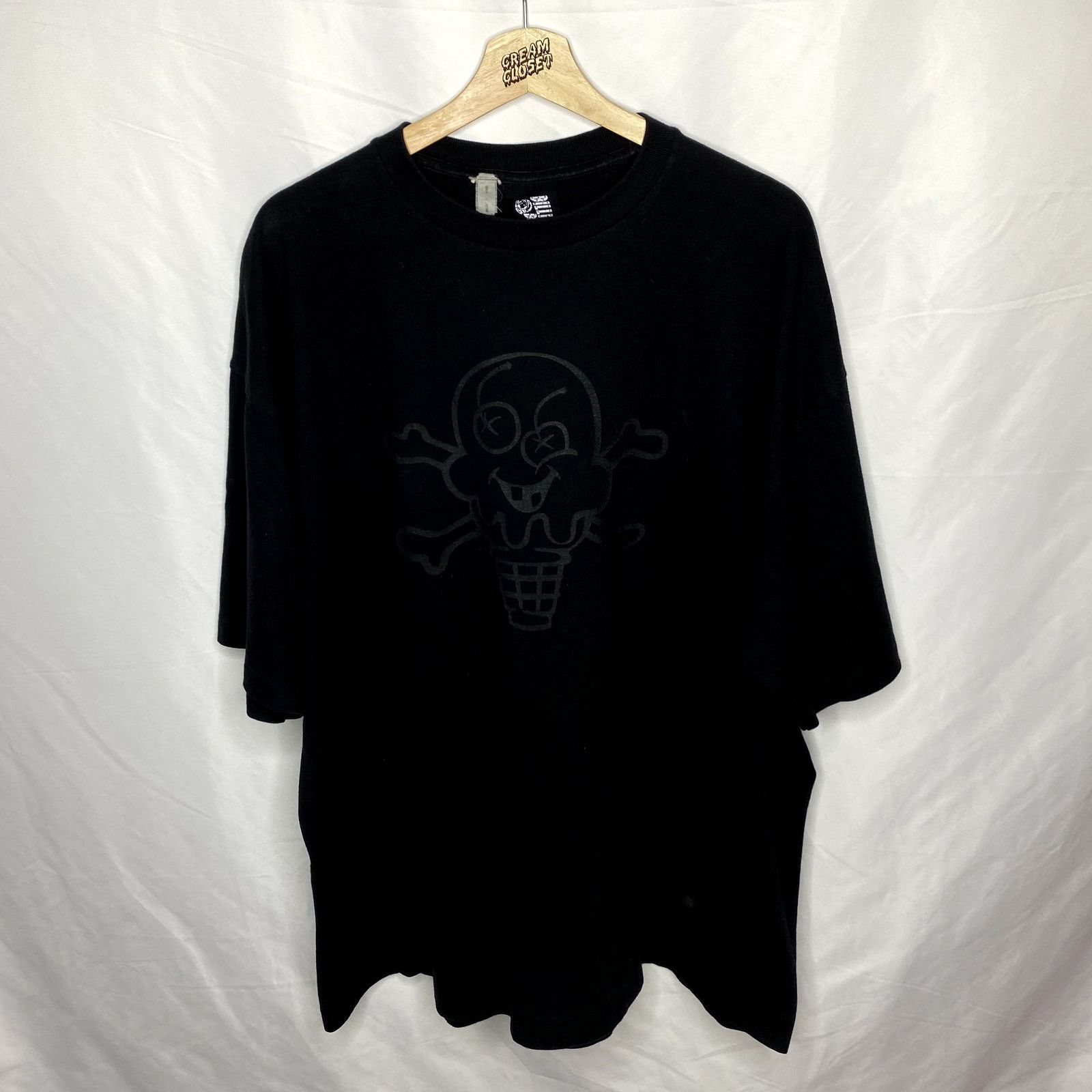 Vintage Y2k Og Bbc Pharrell Icecream Cones Bones Flag Tag Tee Xxl Hoodie, Sweatshirt | FlexRushtees.com