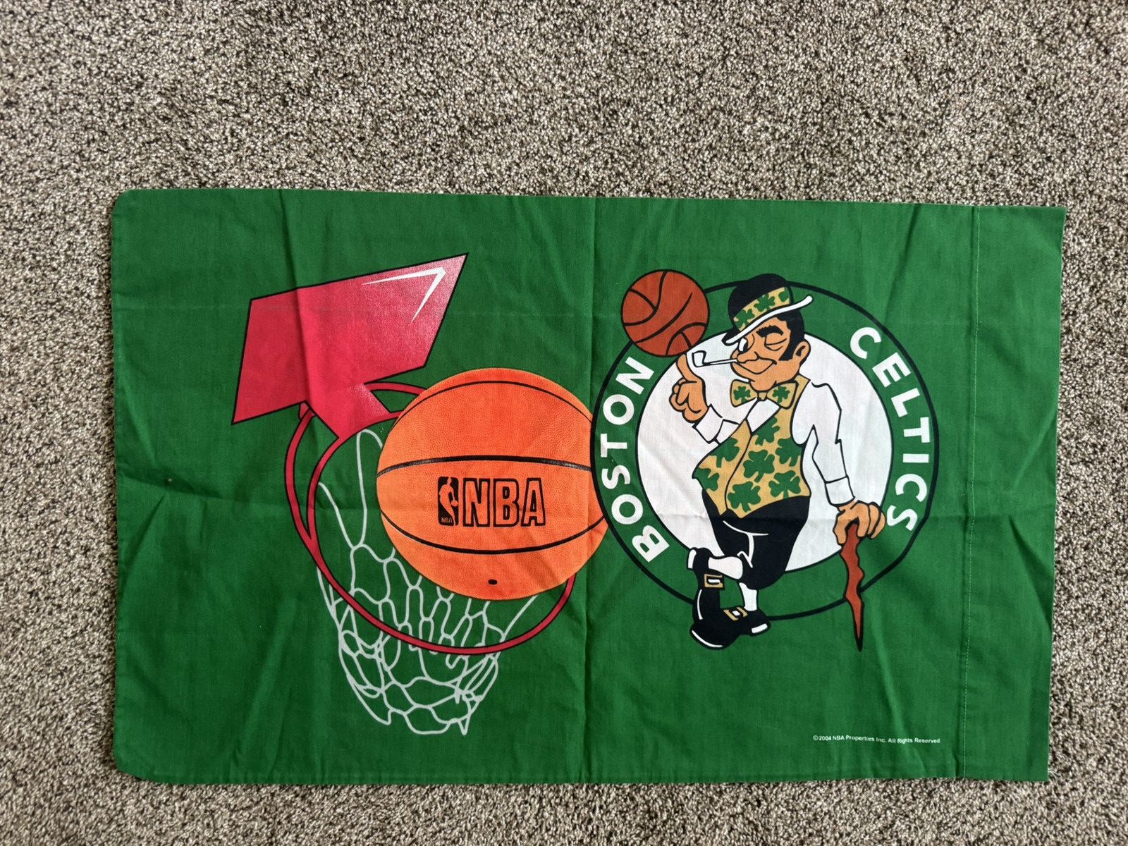 Nba 2004 Boston Celtics Pillowcase T-Shirts, Hoodie, Sweatshirt | AU16VibeMintTees.com