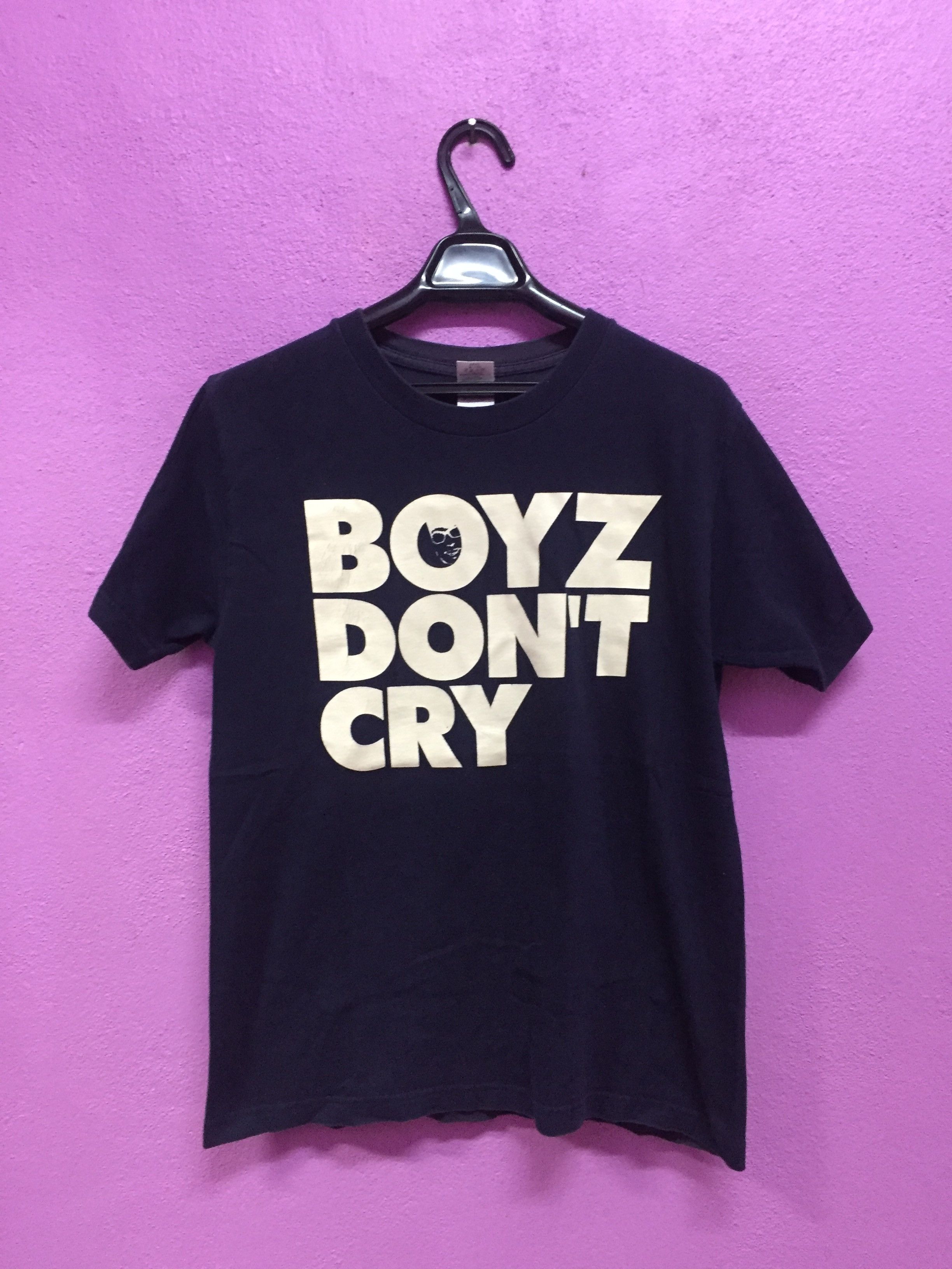 Band Tees Boyz Don T Cry Boyz Of Summer 2008 Tee Size Medium Hoodie, Sweatshirt | FlexRushtees.com