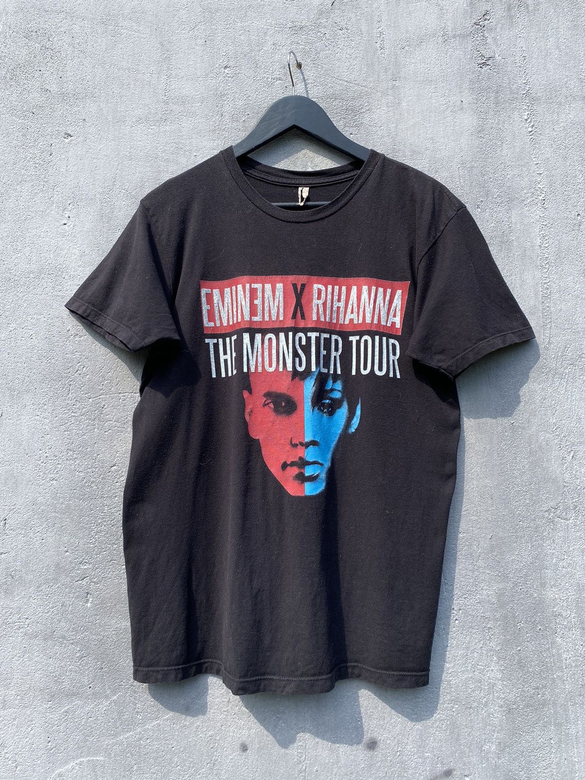 Rihanna X Vintage The Monster Tour 2014 Rihanna X Eminem Tee Hoodie, Sweatshirt | FlexRushtees.com