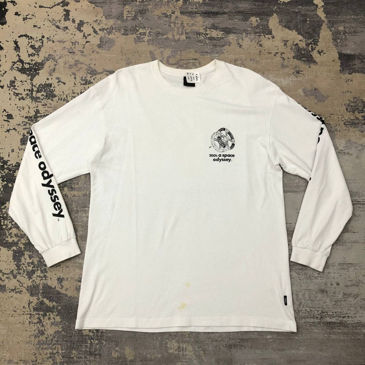 Gu T362 2001 A Space Odyssey Vtg Tee