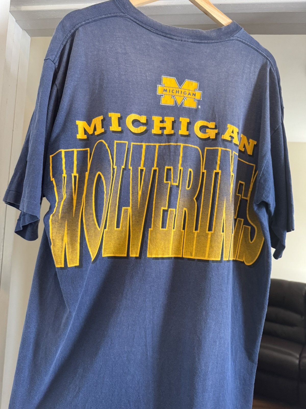 Starter Vintage Michigan Wolverines Starter T Shirt Size L