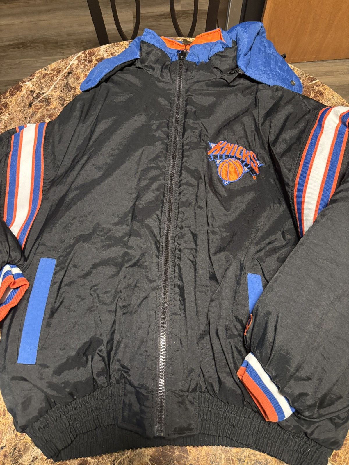 Pro Player Vintage 90s Knicks Reversible Puffer T-Shirts, Hoodie, Sweatshirt | FlexRushtees.com