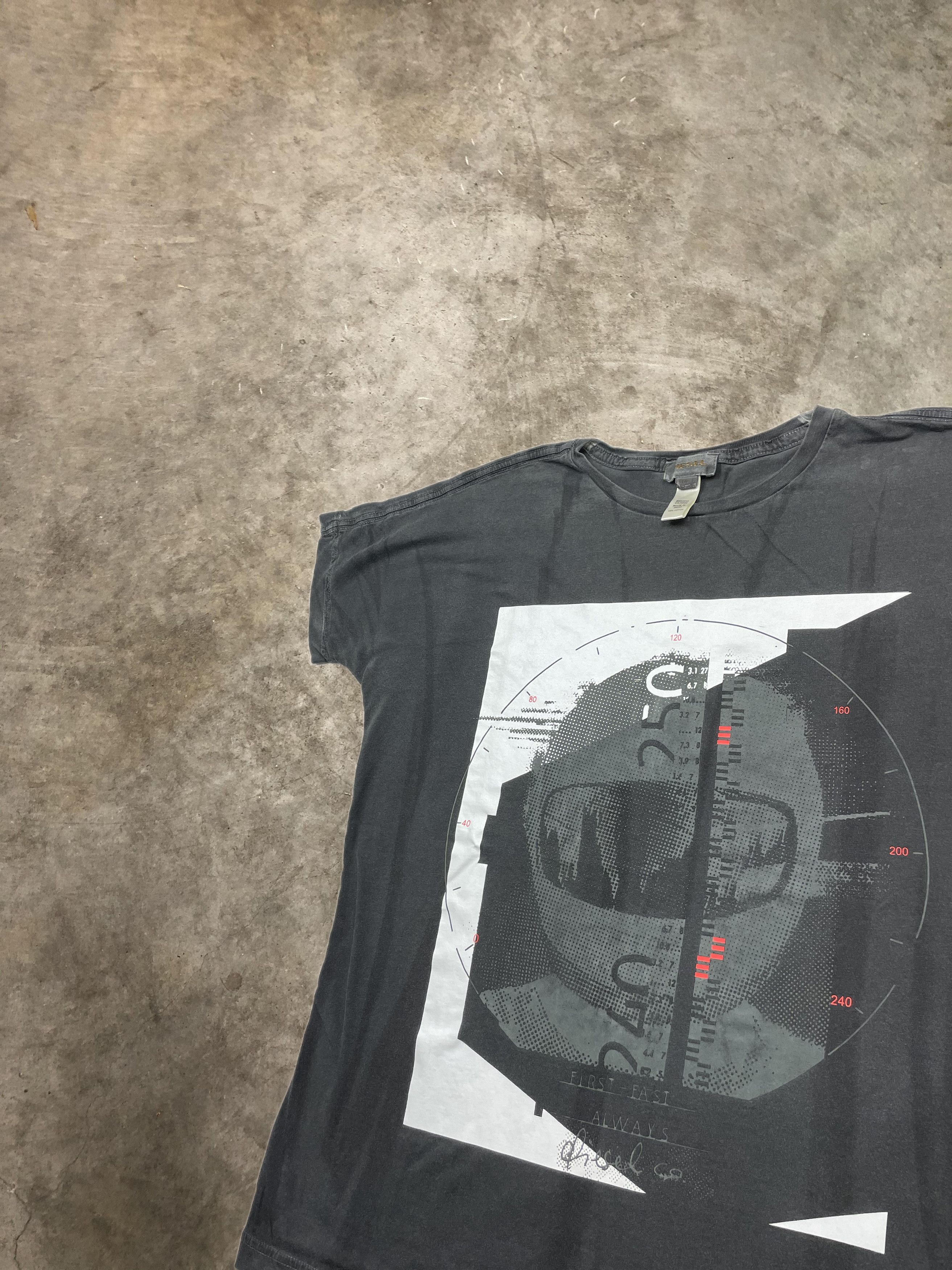 Diesel T Shirt Astronaut Motorcycle Rider Graphic Grey M L