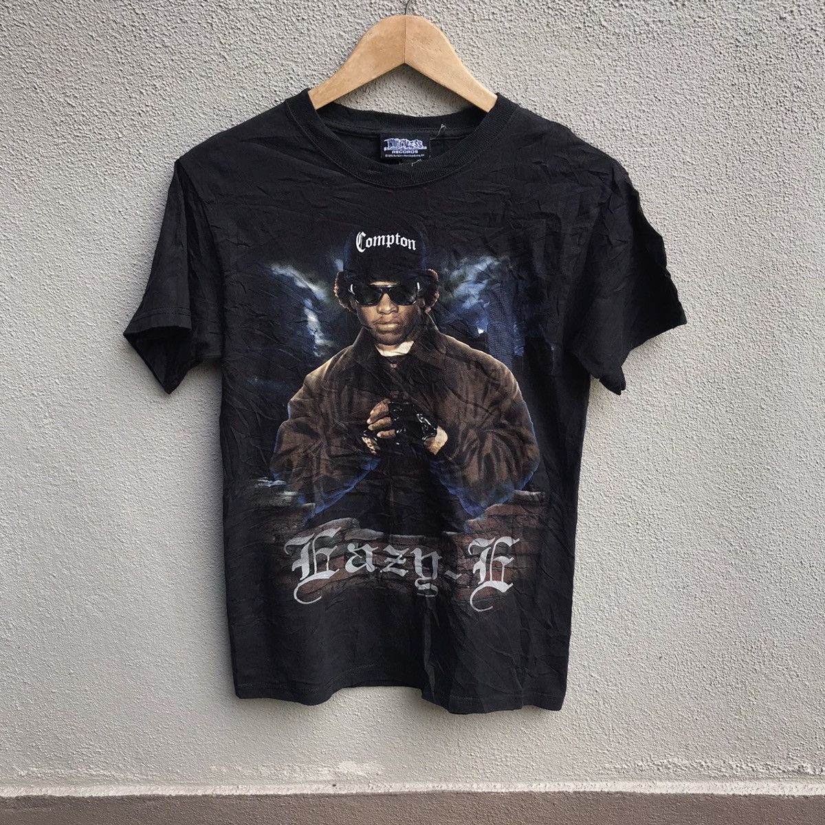 Rap Tees Eazy E Rap Tee Ruthless Records Nwa Hoodie, Sweatshirt | FlexRushtees.com