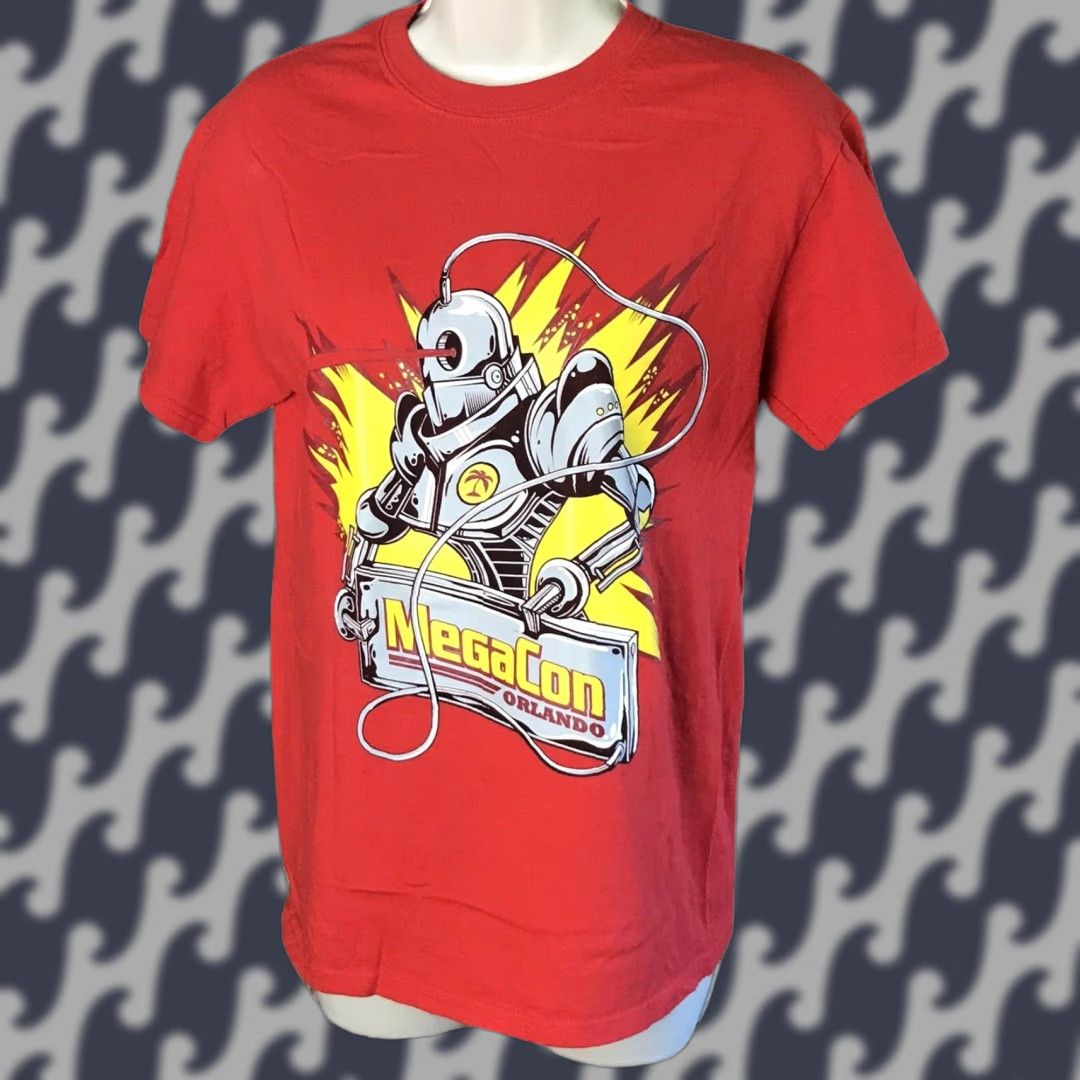 Vintage Gildan Megacon Orlando Staff T Shirt Shirt Women Sz S Red Short Sleeve Hoodie, Sweatshirt | FlexRushtees.com