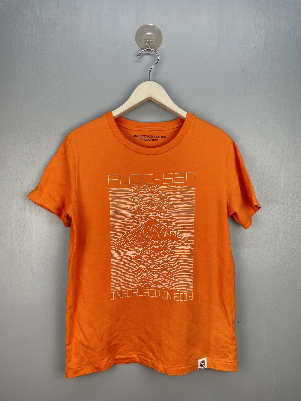 Joy Division Unesco Ngo Japan Supporters Fuji San Joy Division Design Tee Hoodie, Sweatshirt | FlexRushtees.com