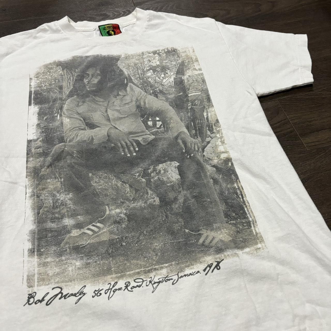 Bob Marley X Vintage Vintage Bob Marley T Shirt From The 00s Hoodie, Sweatshirt | FlexRushtees.com