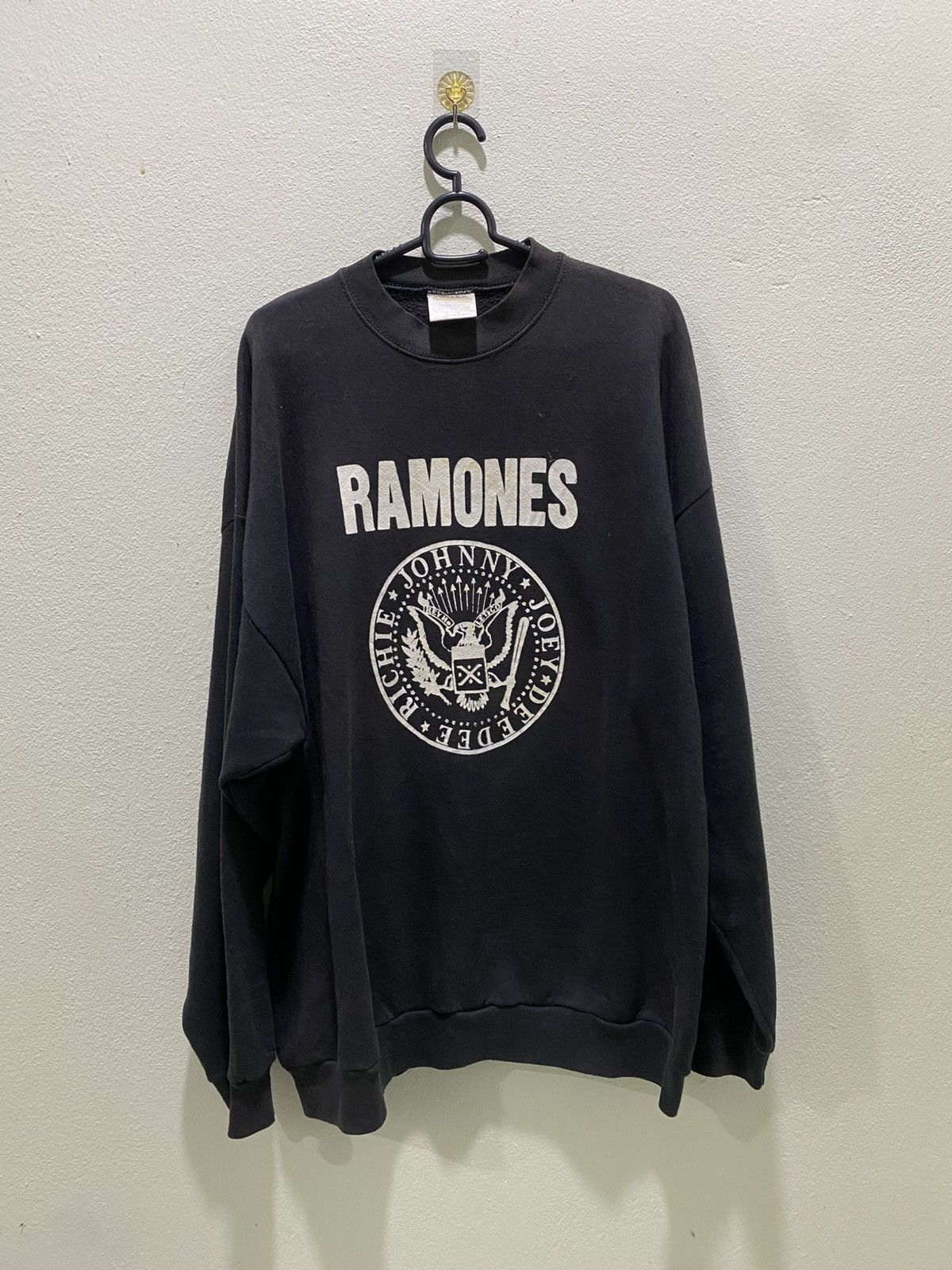 Band Tees Ramones 90s Sweatshirt Rare Hoodie | FlexRushtees.com
