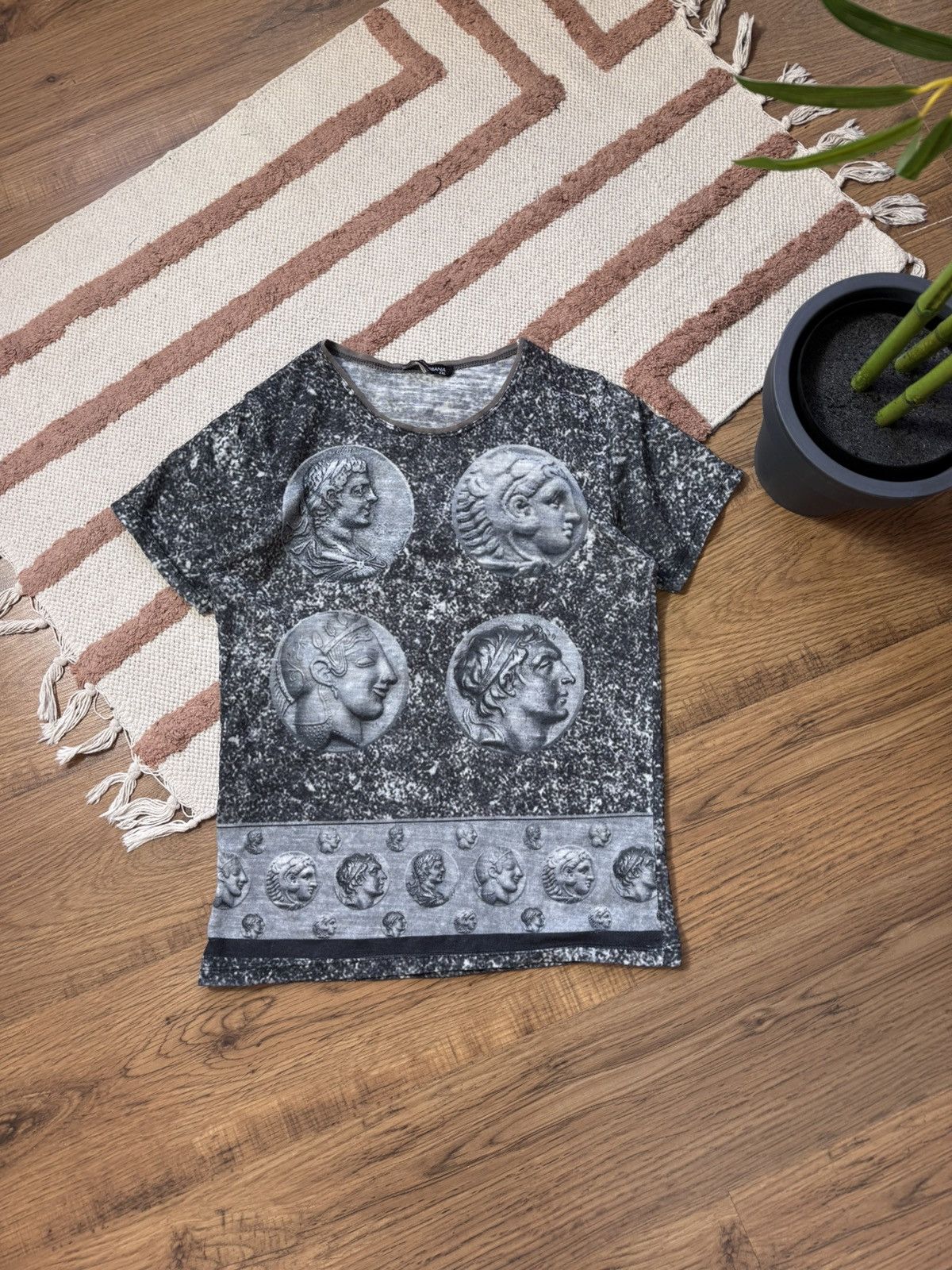 Vintage Mesh Coin Printed Tee Shirt Hoodie, Sweatshirt | FlexRushtees.com