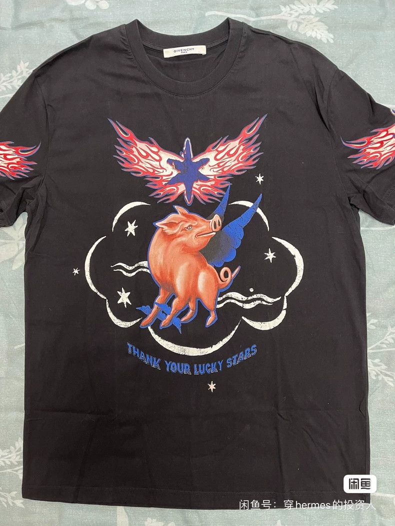 Givenchy Pig T Shirt M 2506 Nextarrow Hoodie, Sweatshirt | FlexRushtees.com