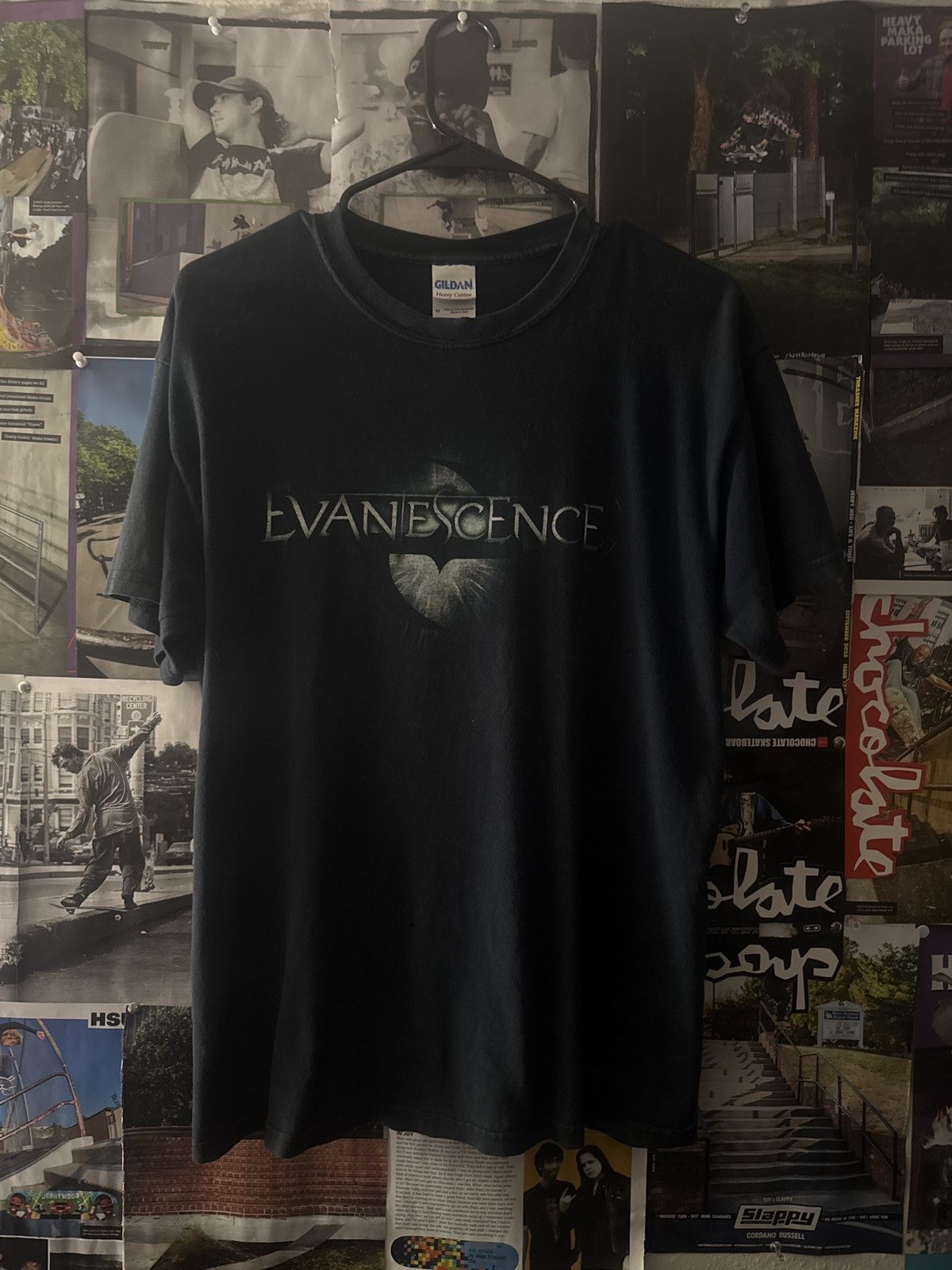 Gildan 2012 Uk Tour Evanescence T Shirt Hoodie, Sweatshirt | FlexRushtees.com