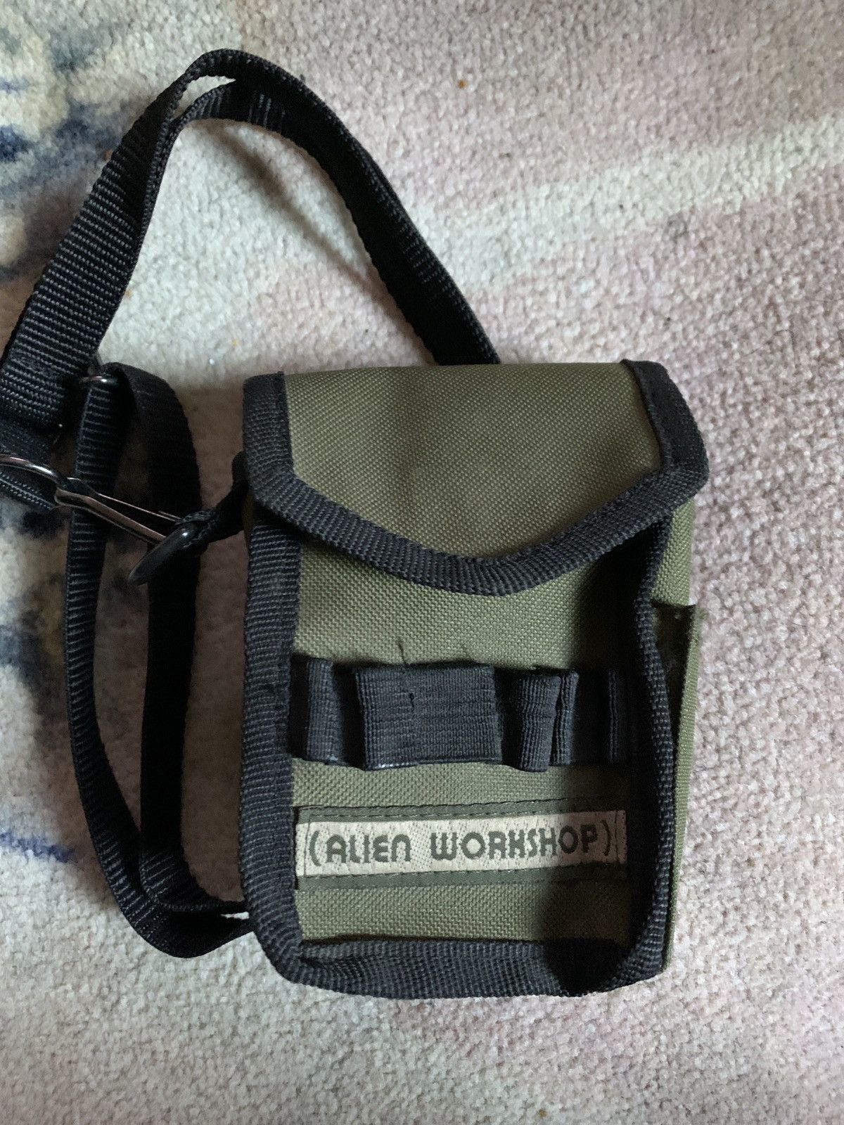 Workshop Rare Alien Workshop Kit Bag