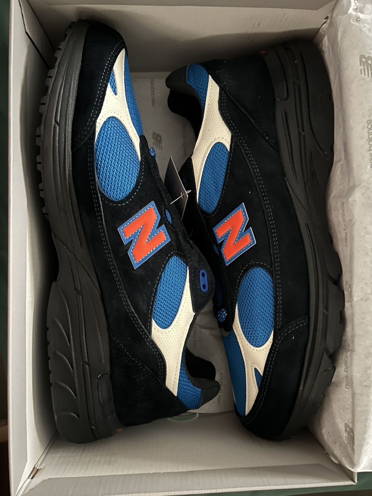New Balance Kith Knicks New Balance Collab T-Shirts, Hoodie, Sweatshirt | AU16VibeMintTees.com