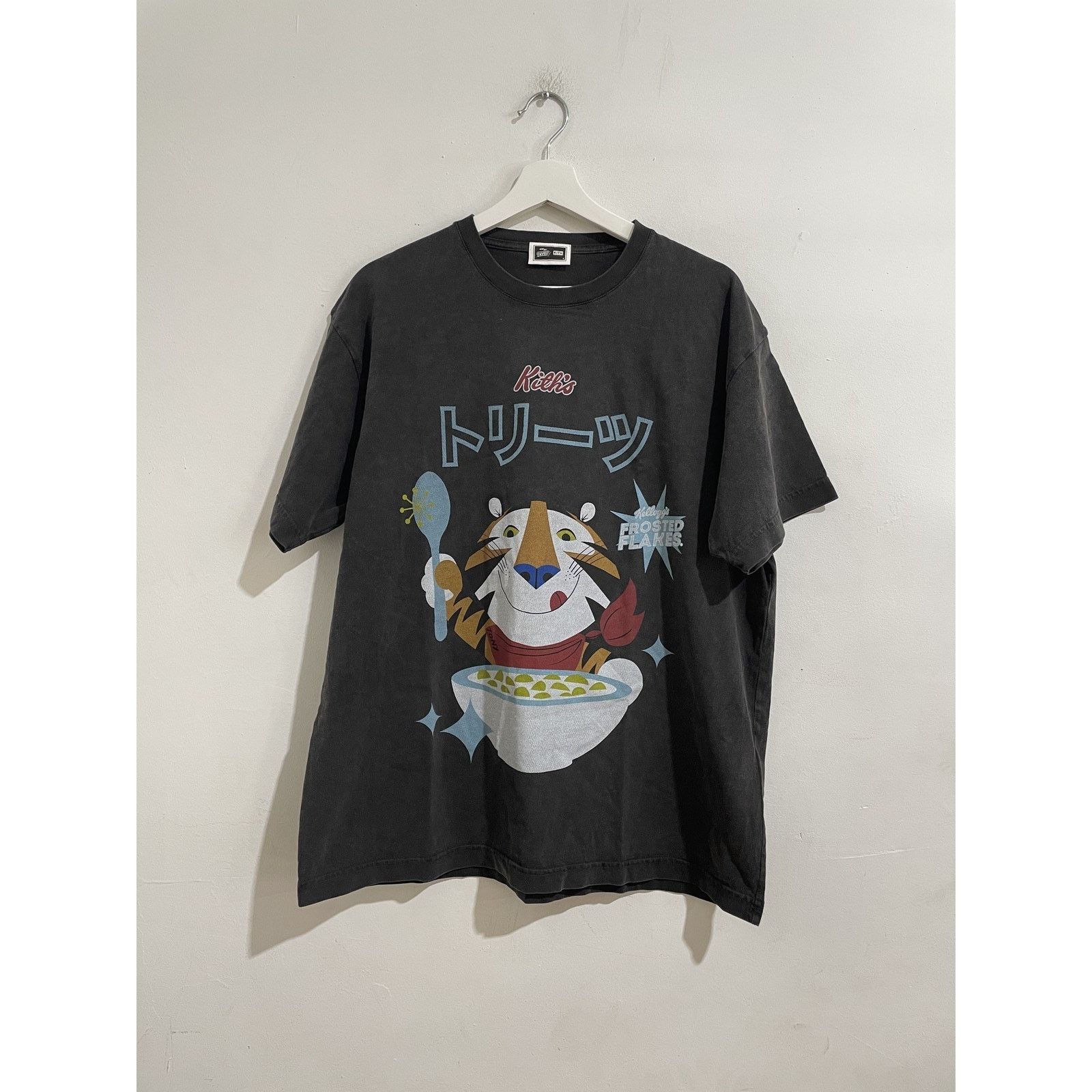 Kith Tony The Tiger Tokyo Tee Size Large New Hoodie, Sweatshirt | FlexRushtees.com