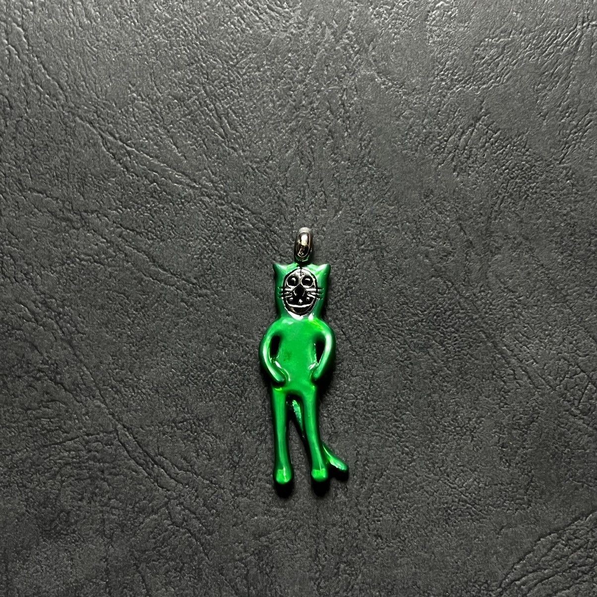 Net Ne Net Alien Human Cat Necklace