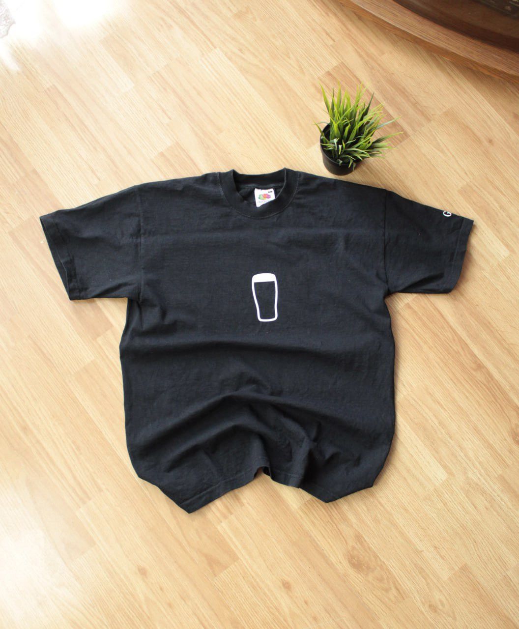 Vintage 90s Guinness Beer Logo T Shirt Print Art Extra Hoodie, Sweatshirt | FlexRushtees.com