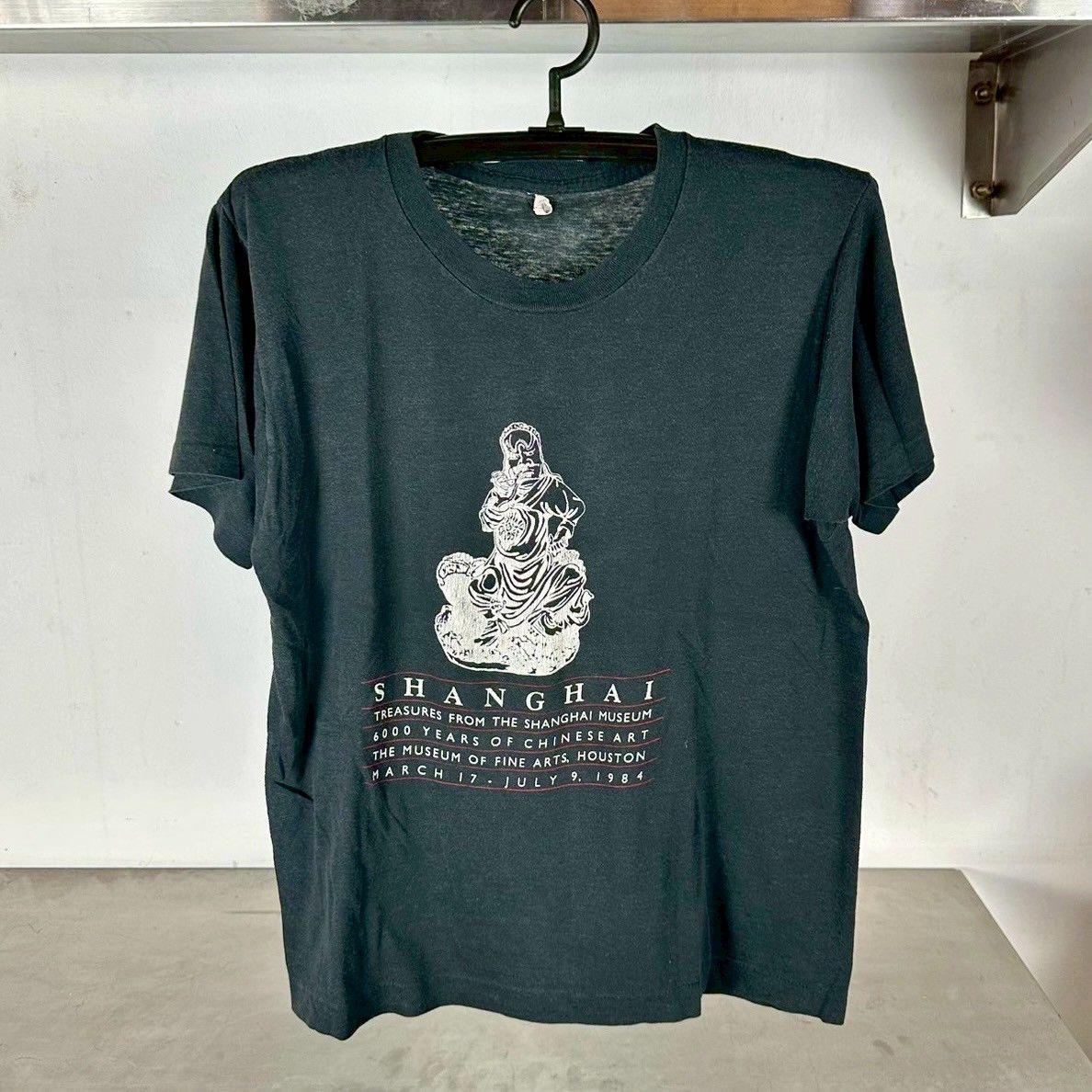 Vintage 1984 Museum Of Finearts Houston Shanghai Treasures Tee Hoodie, Sweatshirt | FlexRushtees.com
