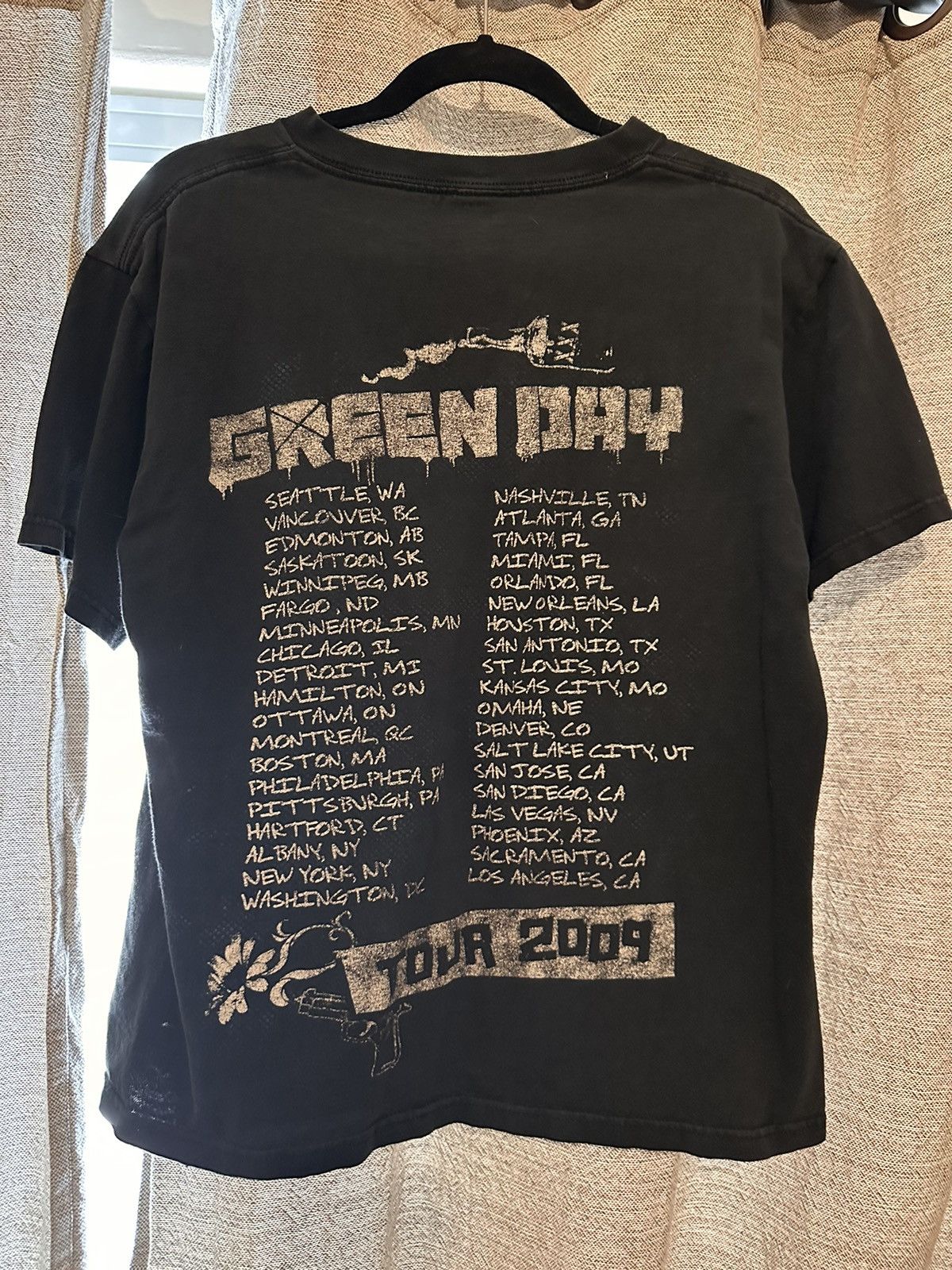 Band Tees Green Day 2009 Tour Tee Hoodie, Sweatshirt | FlexRushtees.com
