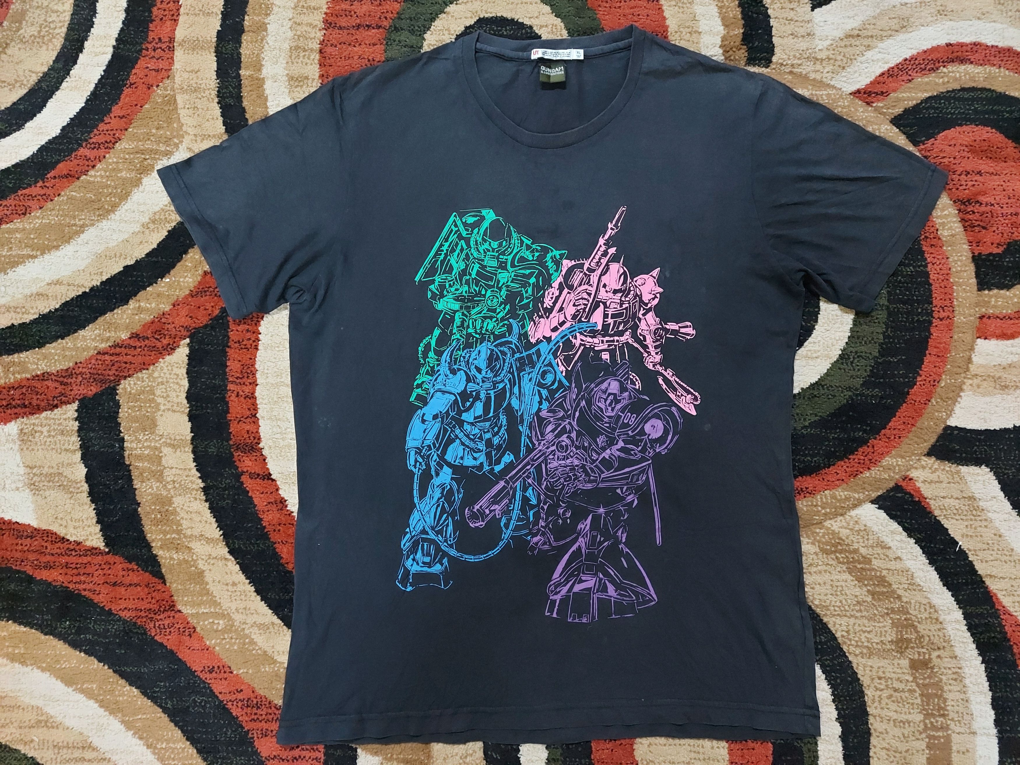 Uniqlo B107 Gundam Illuatration By Ut T-Shirts, Hoodie, Sweatshirt | FlexRushtees.com