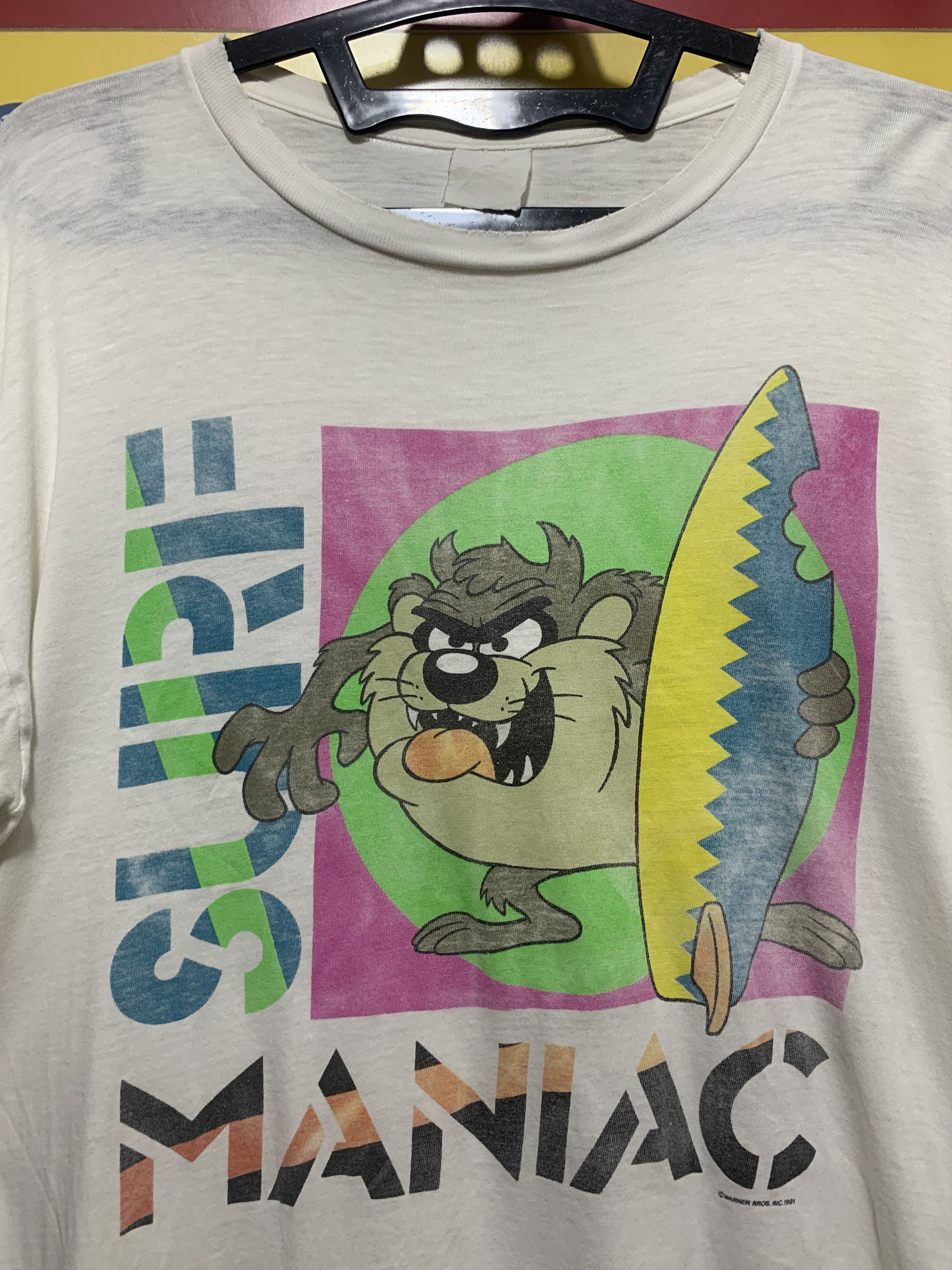 Vintage Vtg 90 S Tazmanian Devil Surf Maniacs 1991 Surf Tee Hoodie, Sweatshirt | FlexRushtees.com