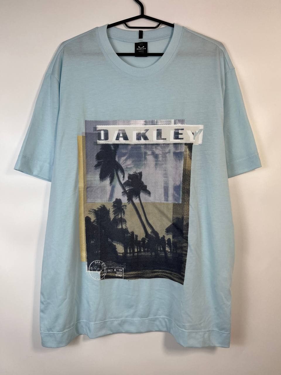 Oakley Graphic T Shirt Beach Surf Palm Size L