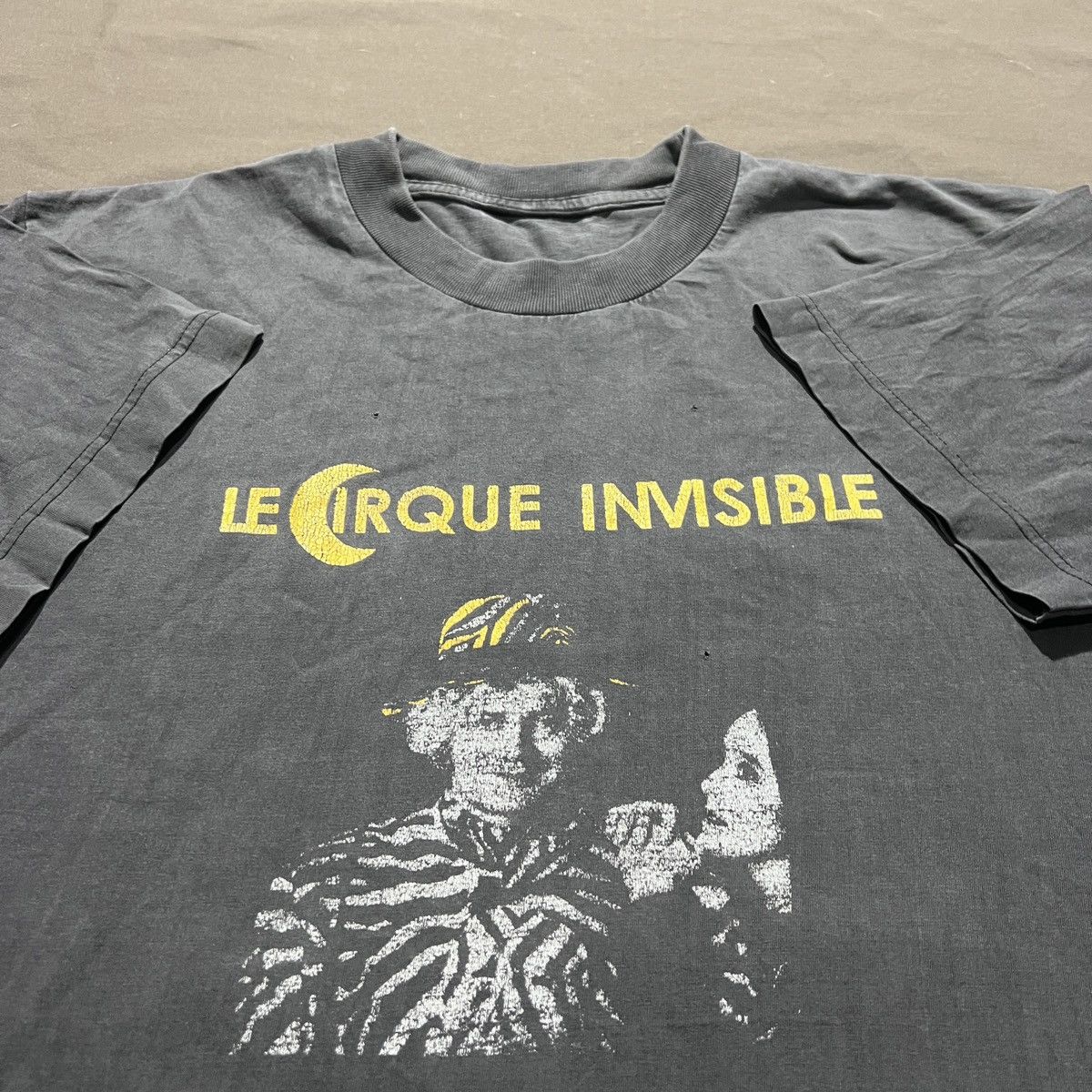 Vintage 90s The Invisible Circus Movie Tee Distressed Faded Thrashed Hoodie, Sweatshirt | FlexRushtees.com