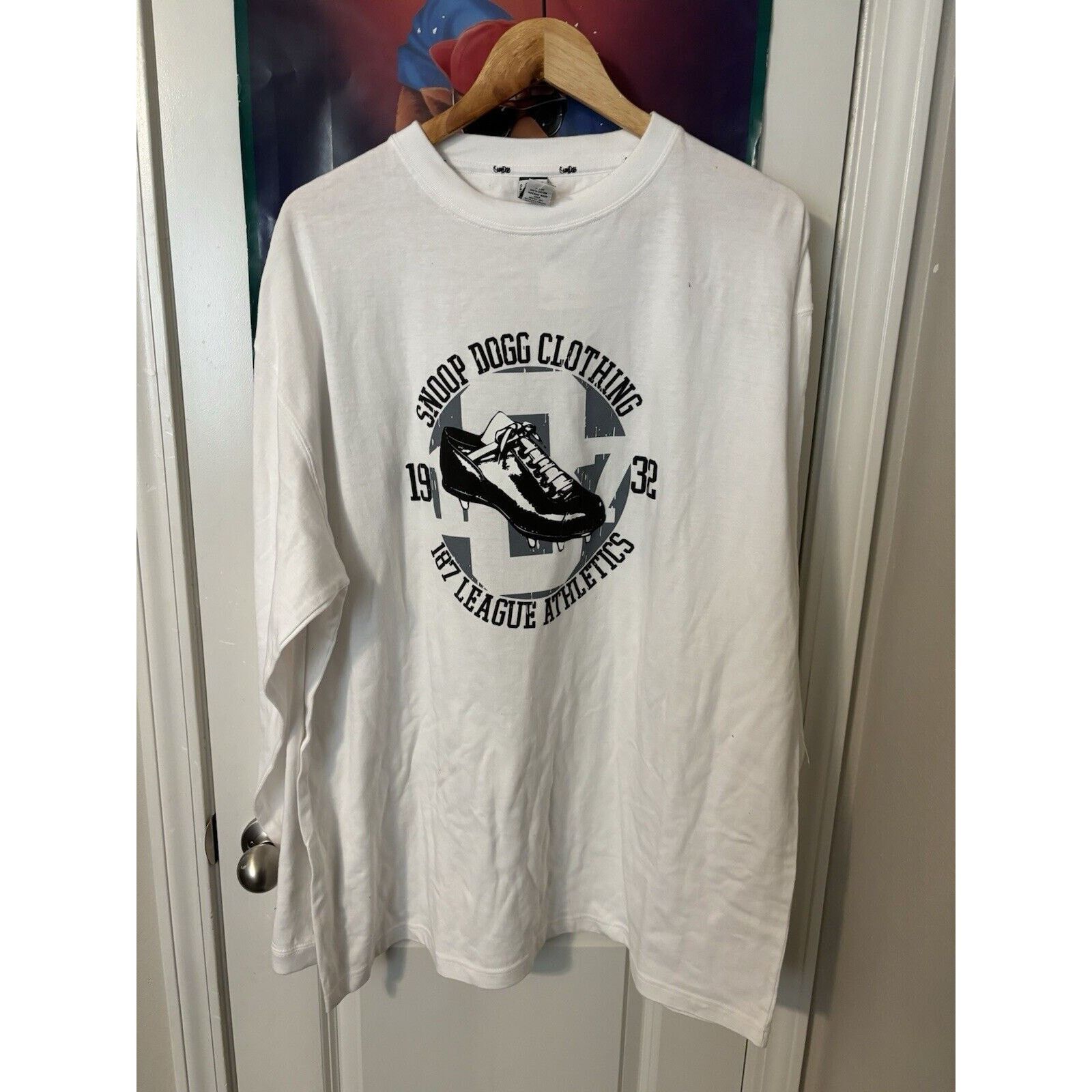Dogg Vintage Snoop Dogg Clothing Deadstock Y2k Longsleeve Xl Whit T-Shirts, Hoodie, Sweatshirt | FlexRushtees.com